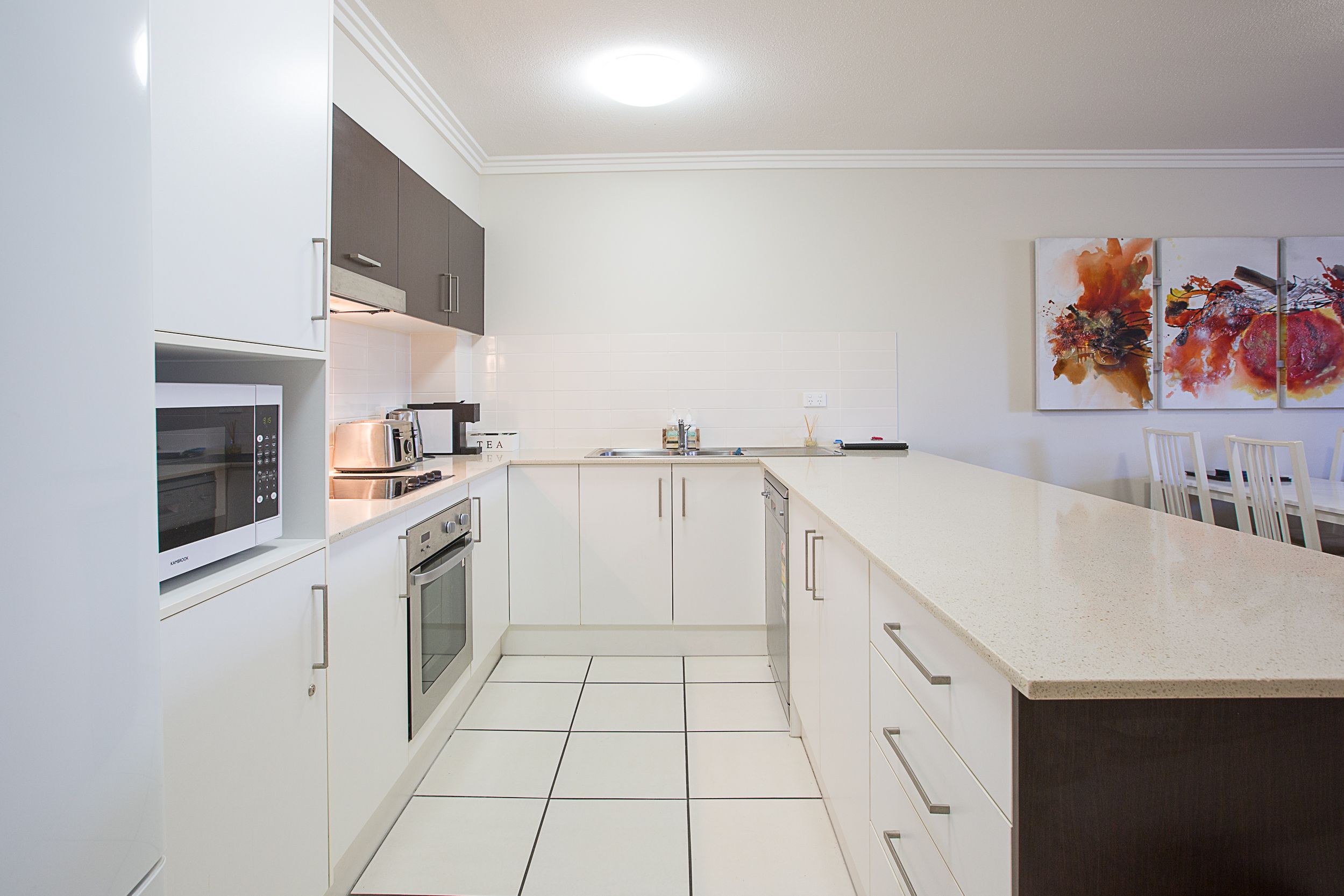5/8 Proud Street, Labrador, QLD 4215