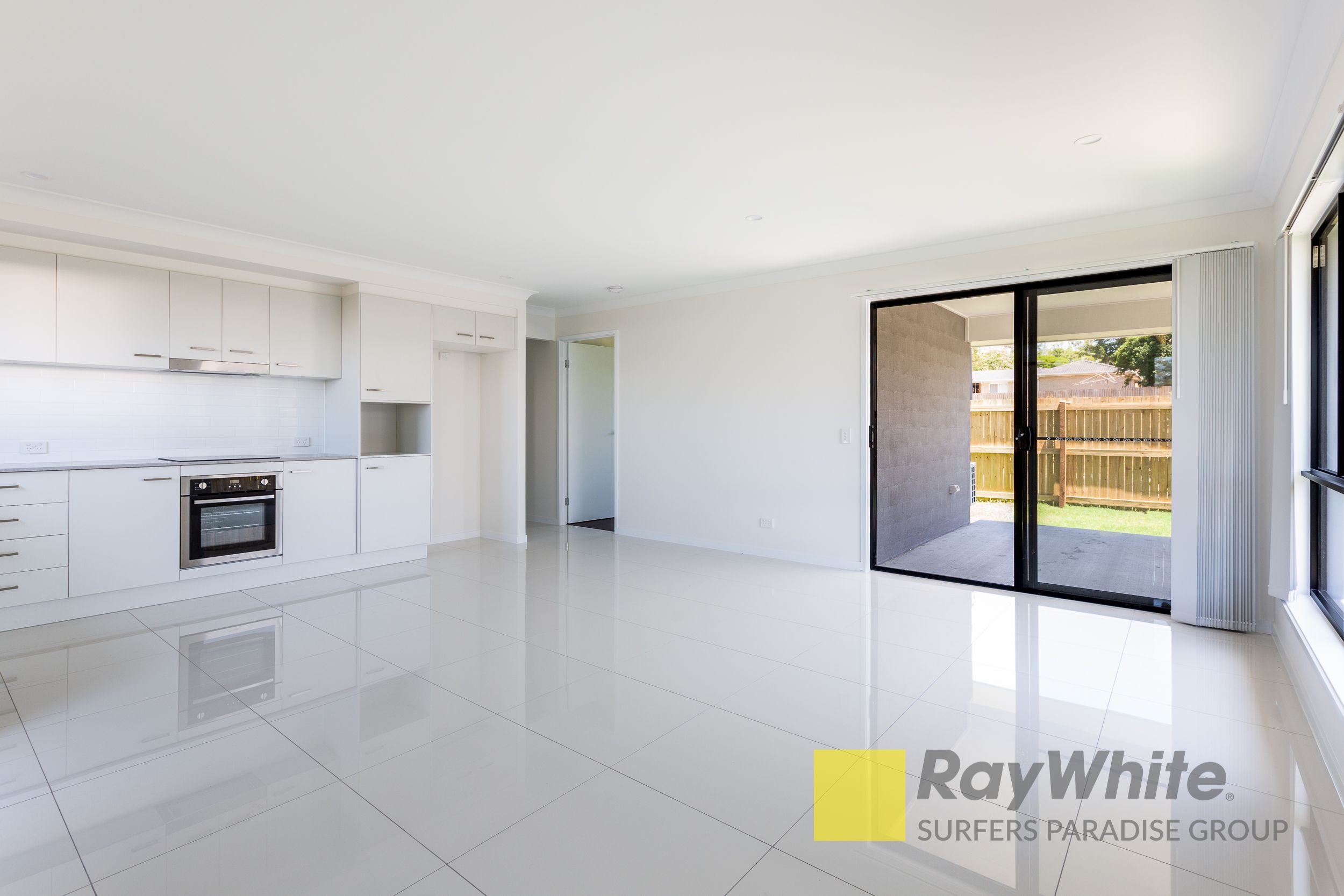 7 Castle Way, Flinders View, QLD 4305