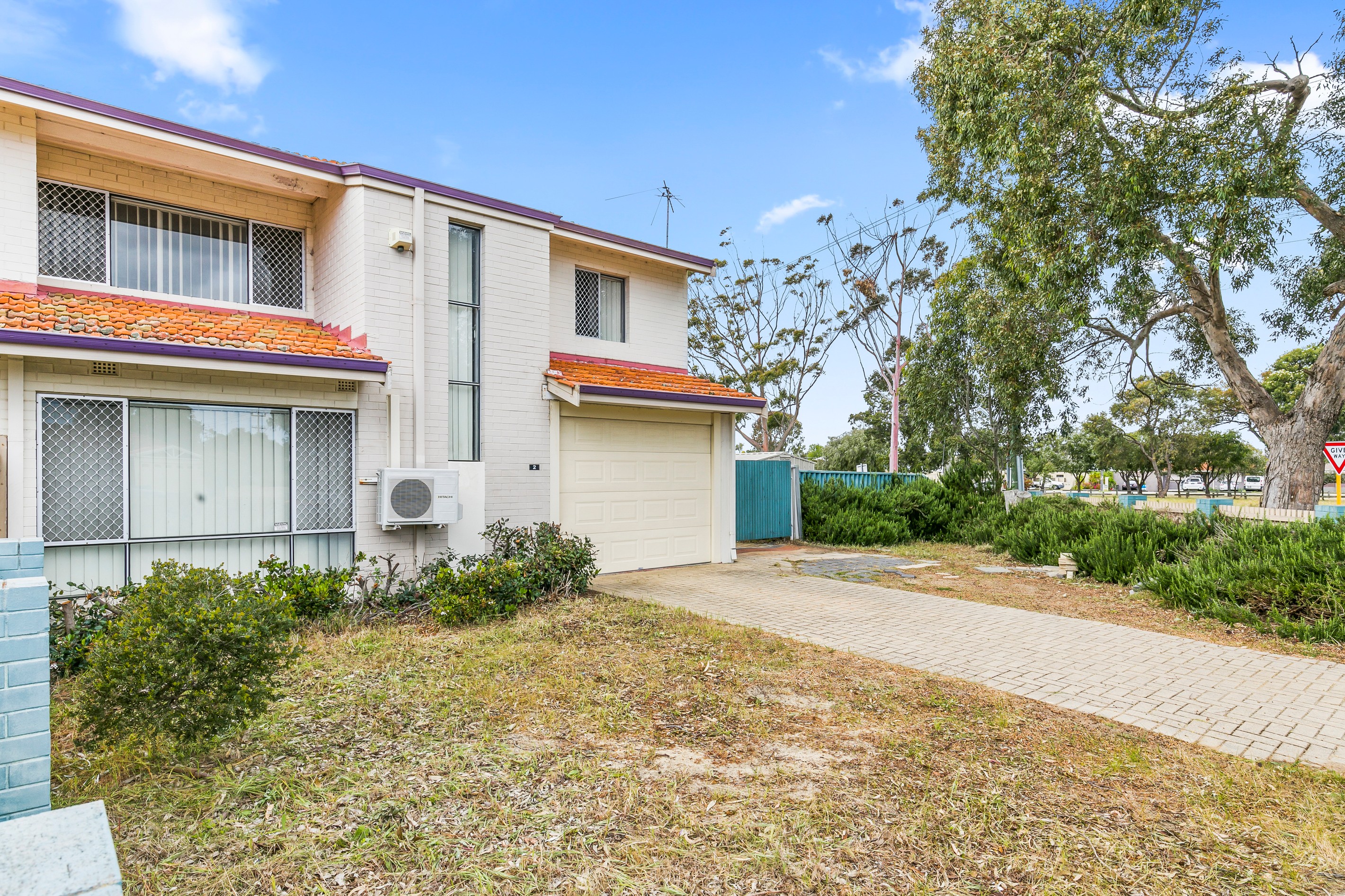 2 Hainsworth Avenue, Girrawheen, WA 6064