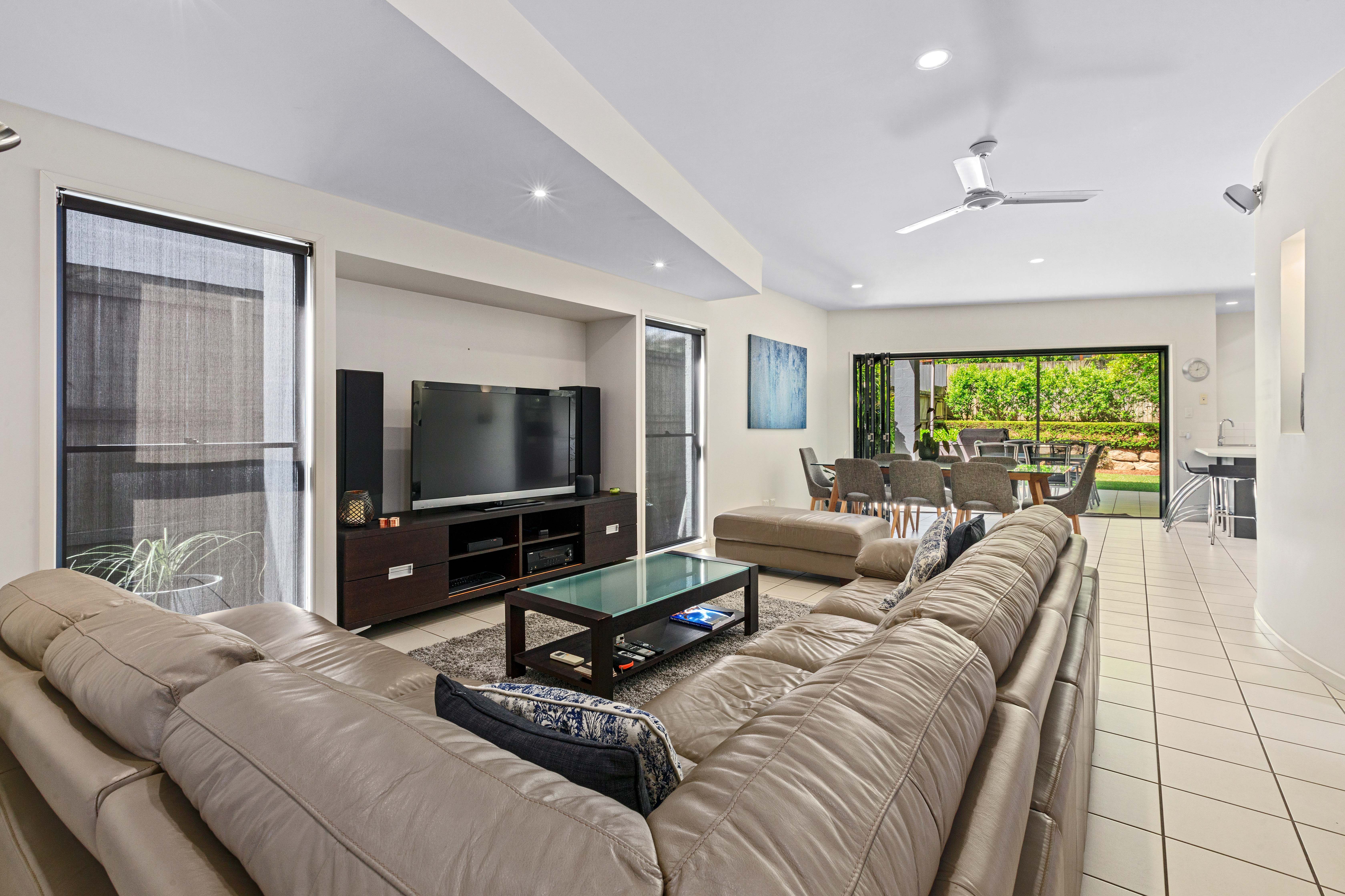 70A Reuben Street, Holland Park, QLD 4121
