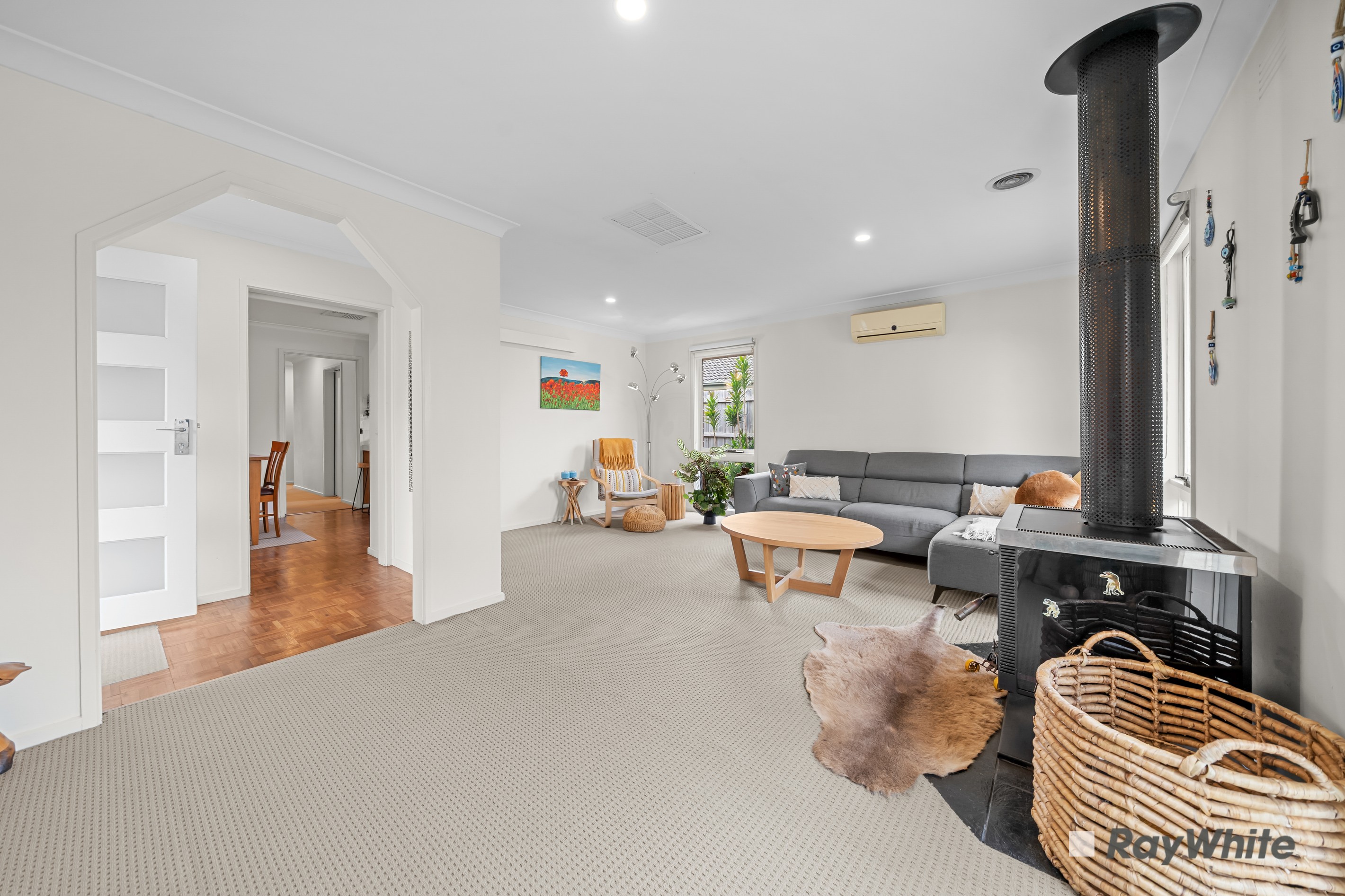 41 Guildford Crescent, NARRE WARREN, VIC 3805