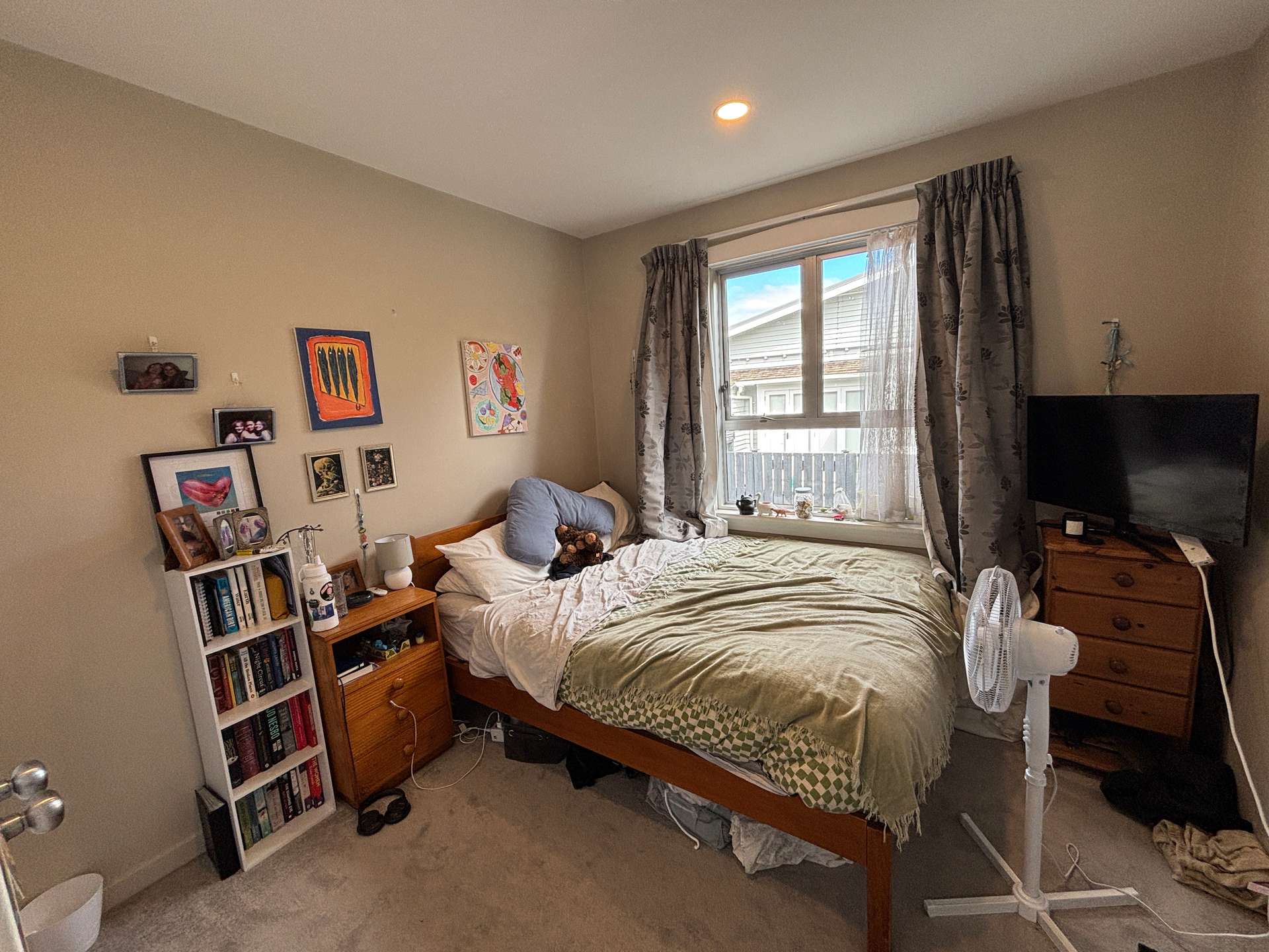 22 Jersey Avenue photo 9