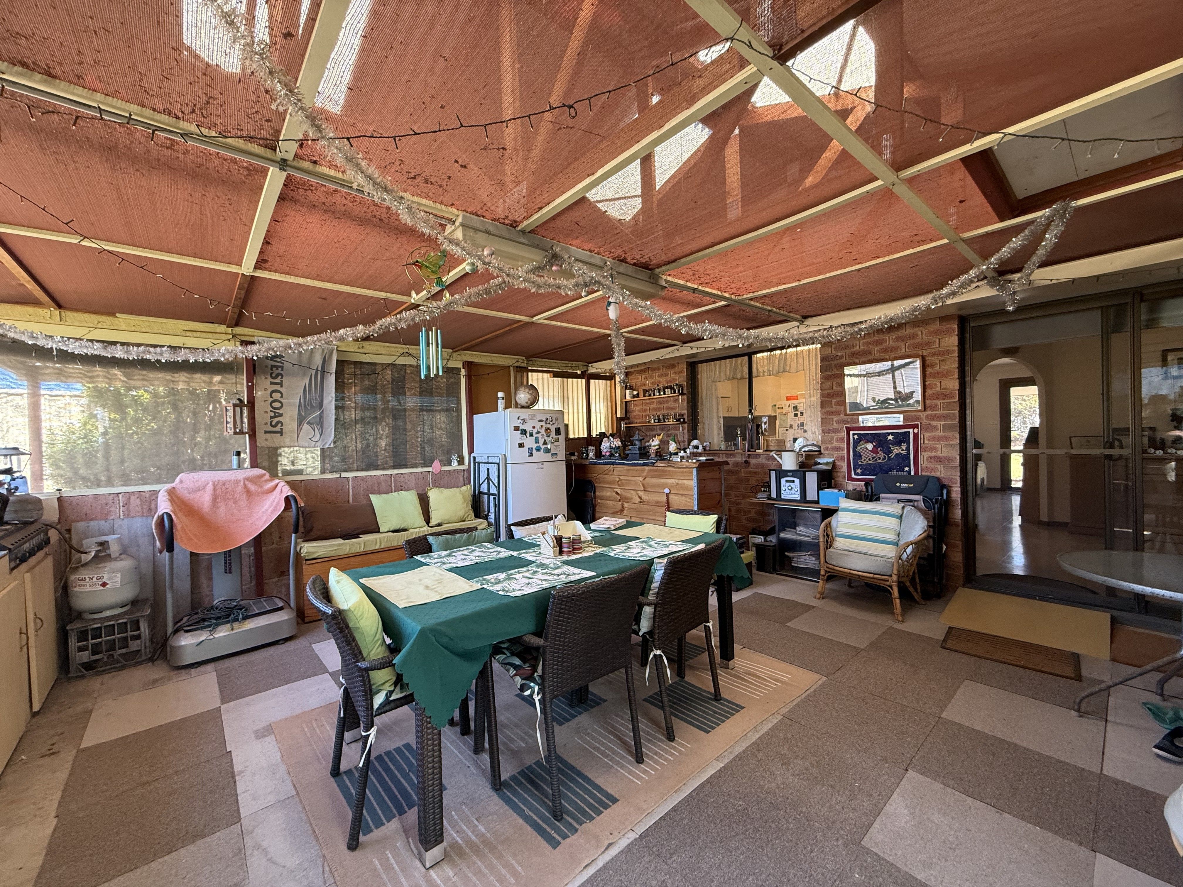 9 Peterwangey Place — photo 8 of 13