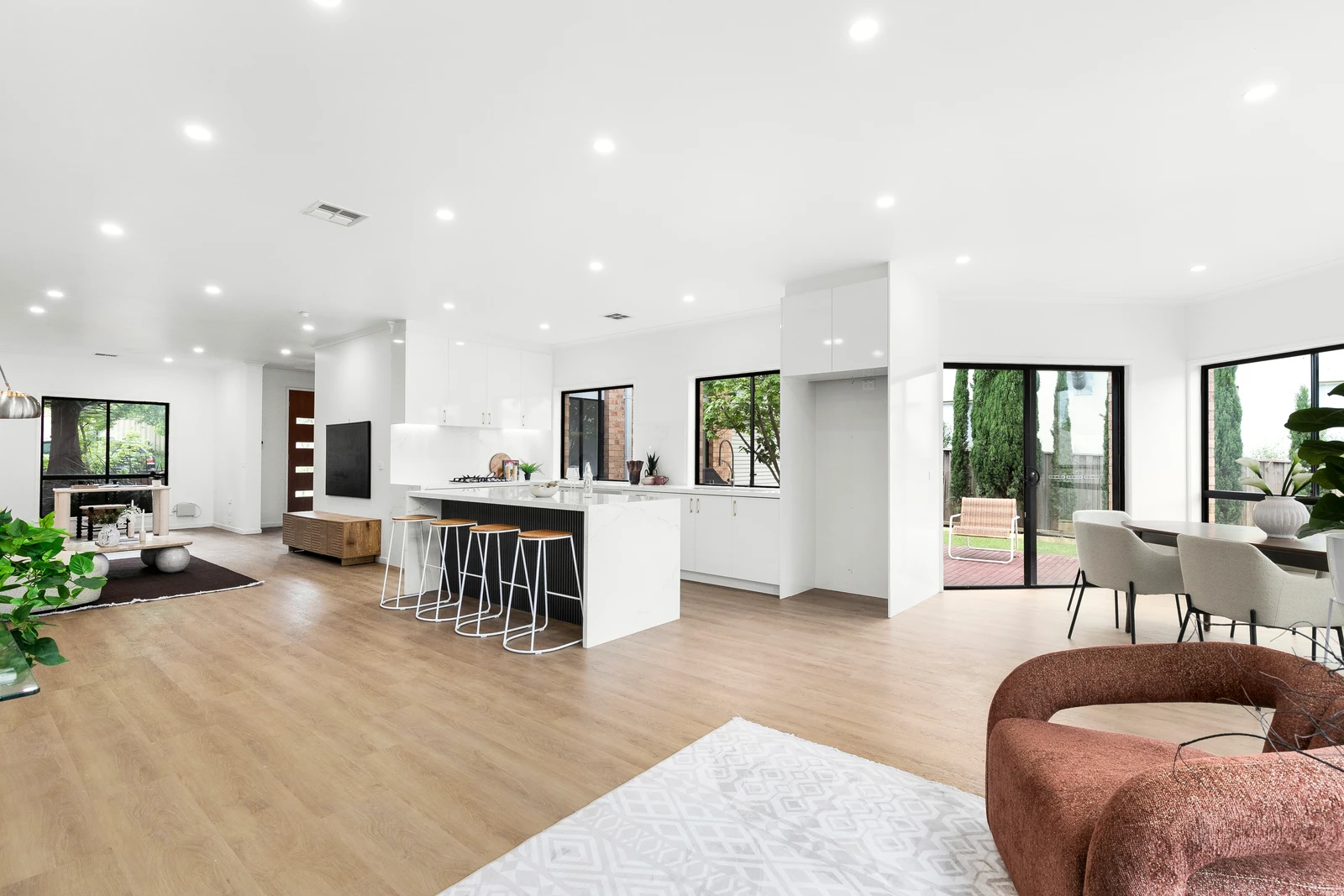 21 Burniston Avenue, Craigieburn, VIC 3064