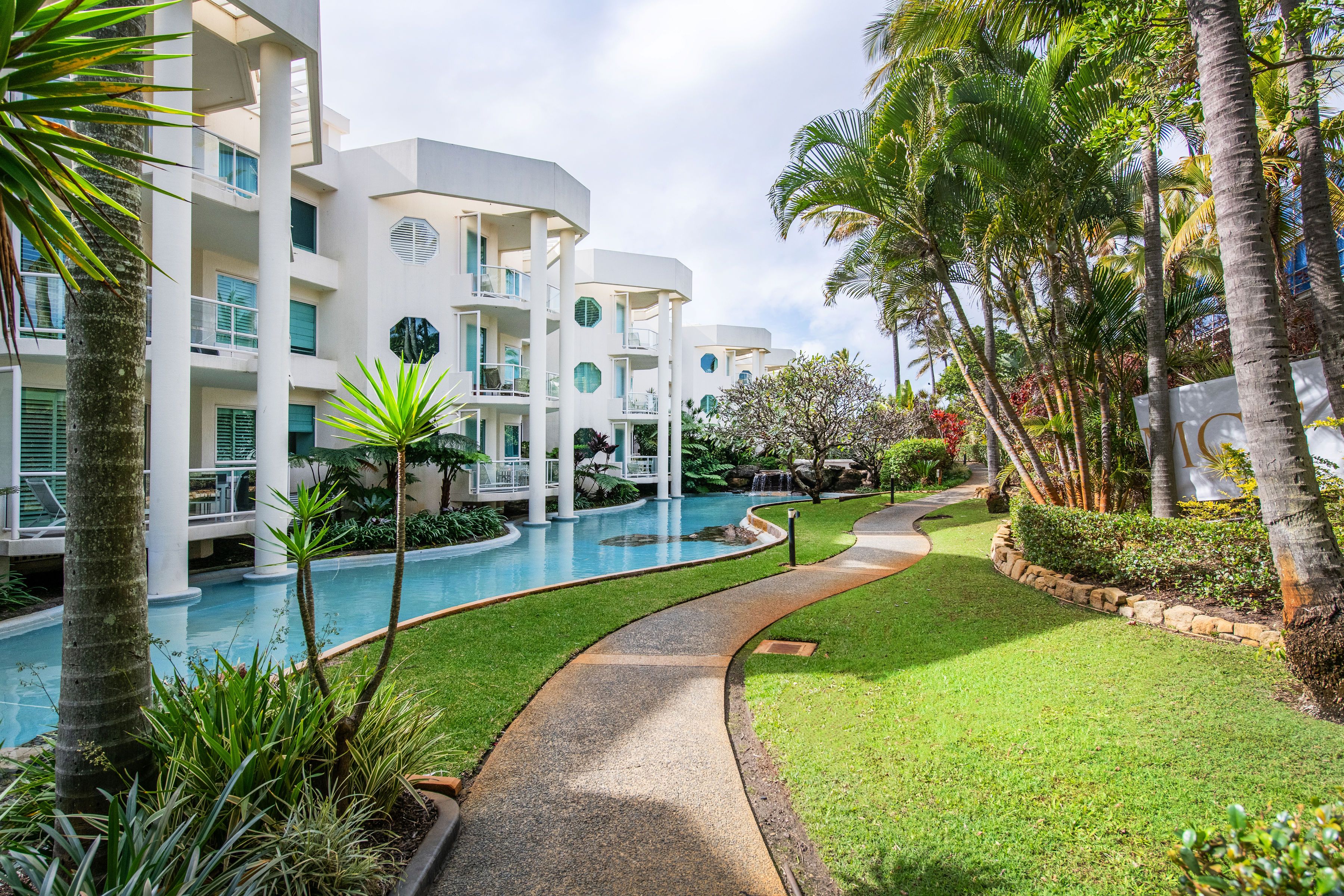 135 Seaworld Drive, Main Beach QLD 4217