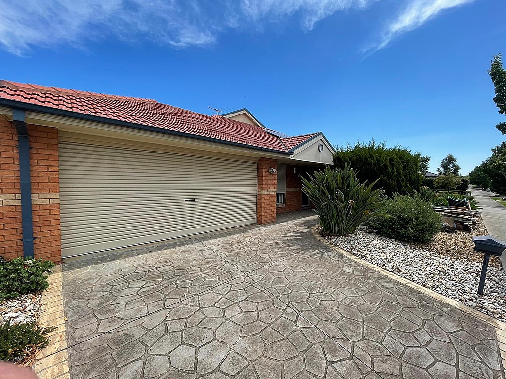 9 Solander Grove, Tarneit, VIC 3029