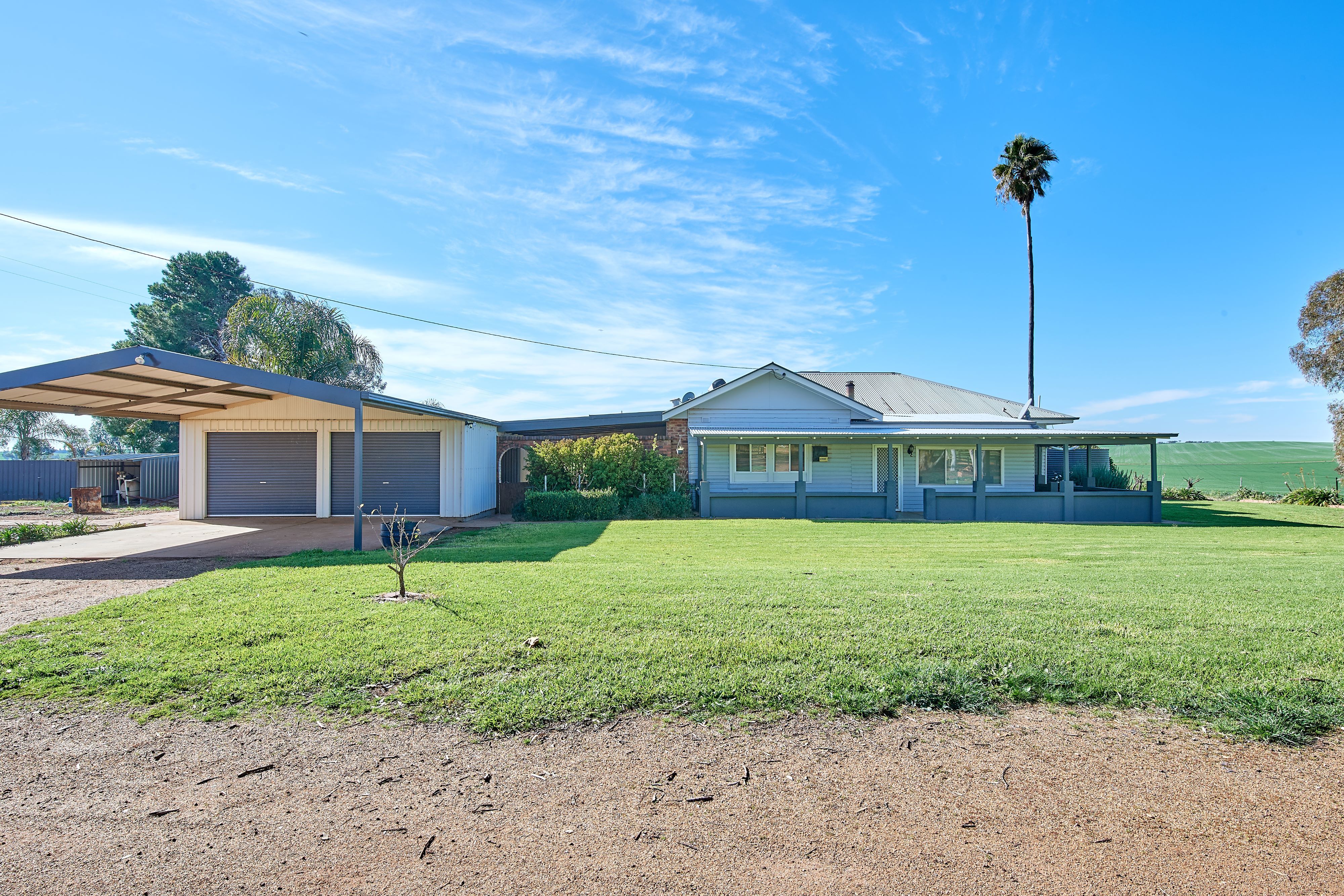 218 Seventeen Mile Mail Road, Coolamon, NSW 2701 Leased House Ray