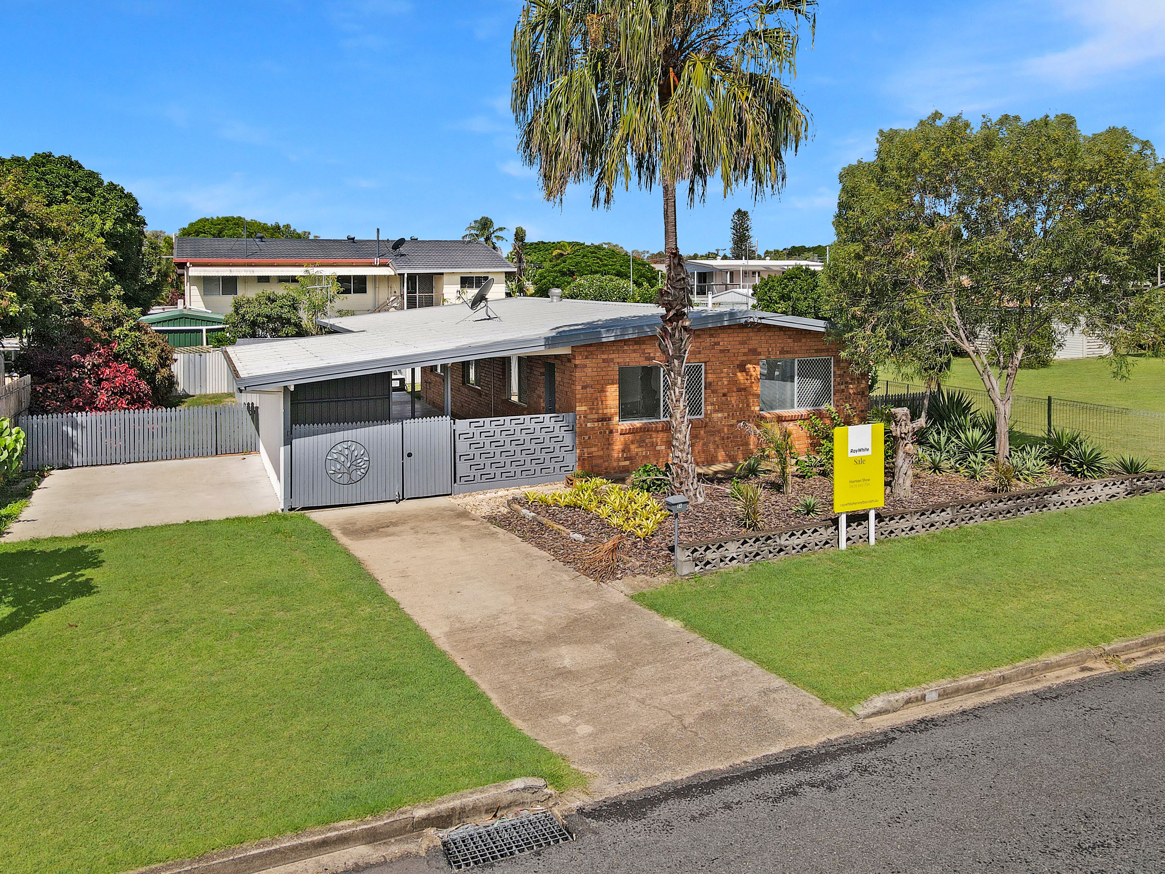56 King Street, Urangan, QLD 4655
