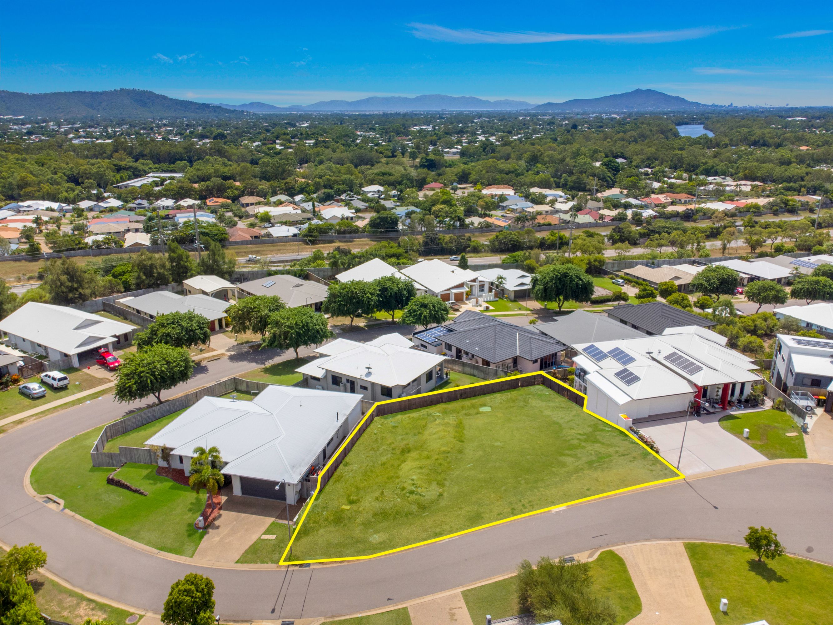 2 Willunga Close, Douglas QLD 4814