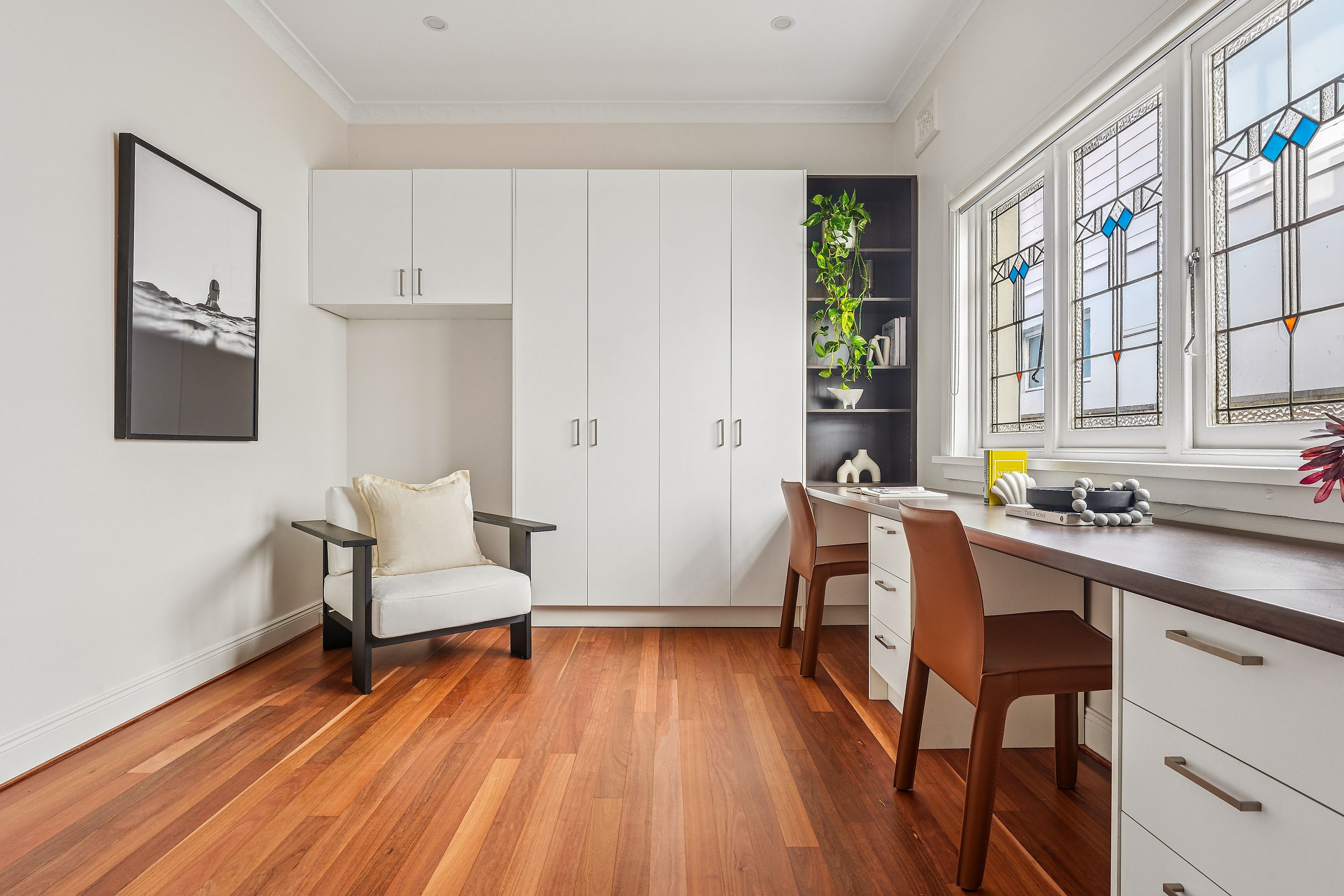 54 Clyde Street — photo 9 of 11