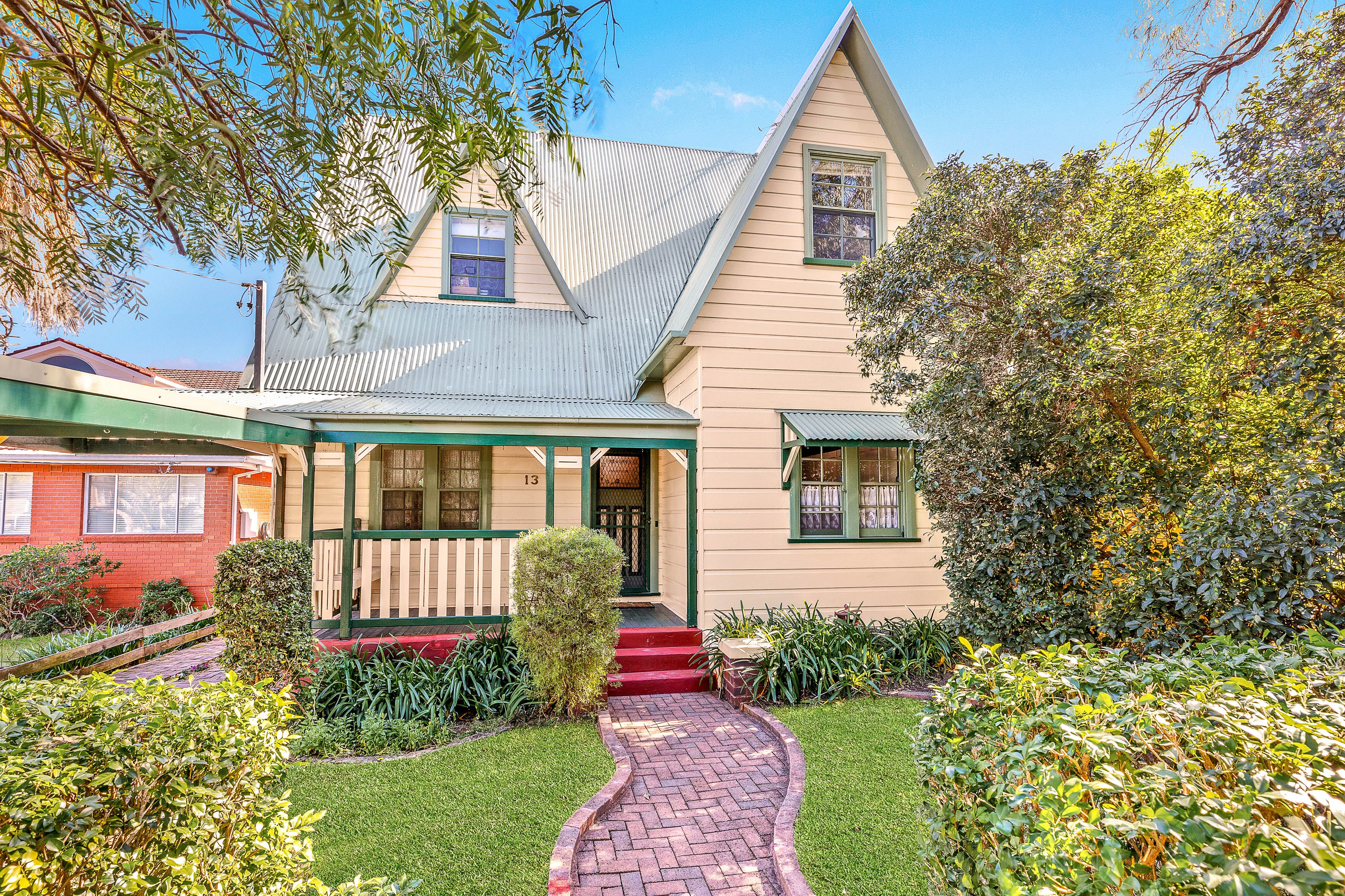 13 Evan Street