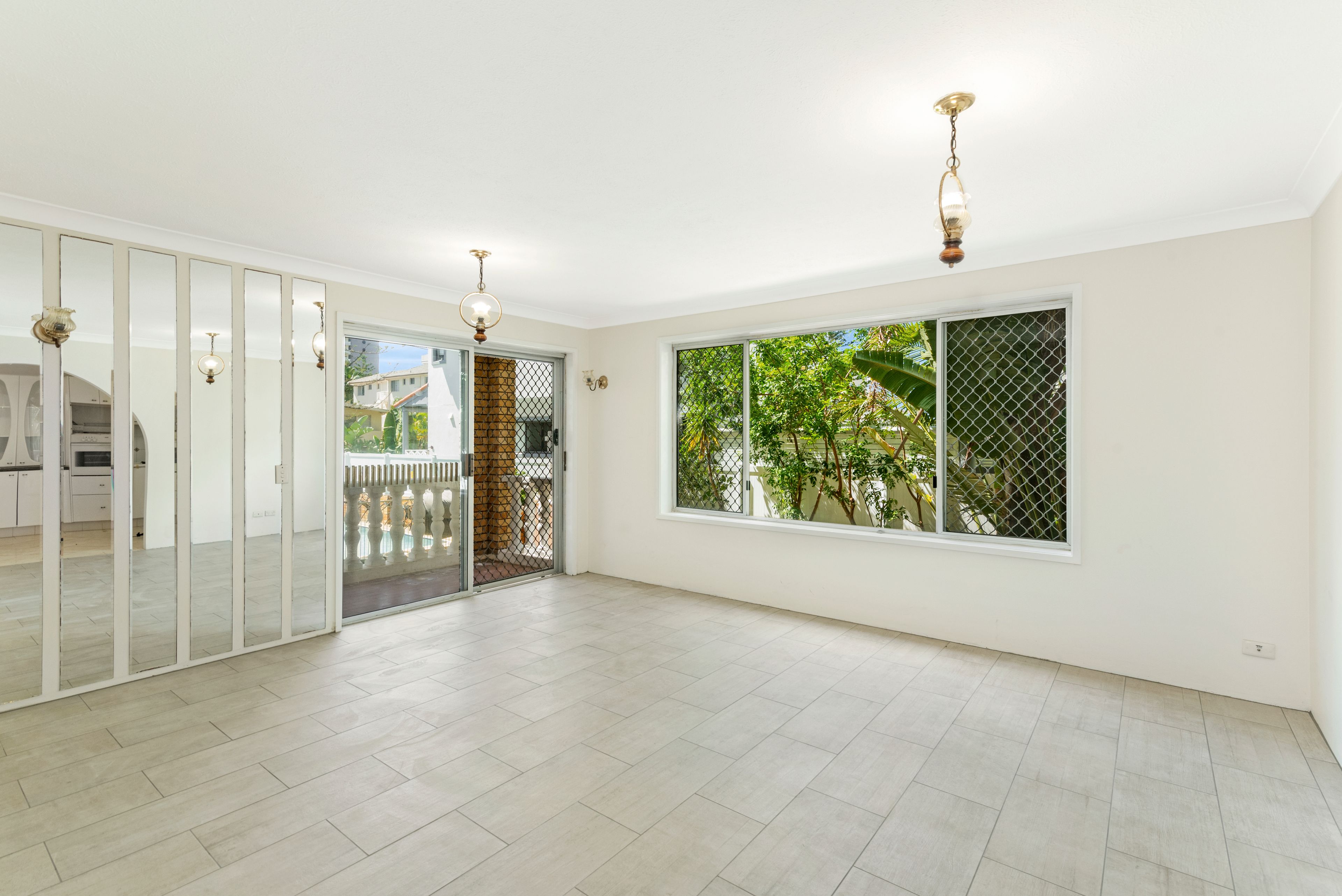 2/22 Frederick Street, Surfers Paradise, QLD 4217