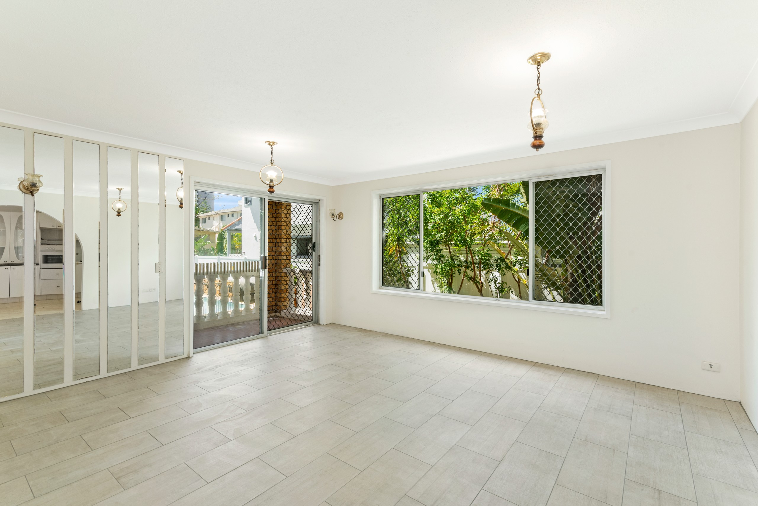 2/22 Frederick Street, Surfers Paradise, QLD 4217