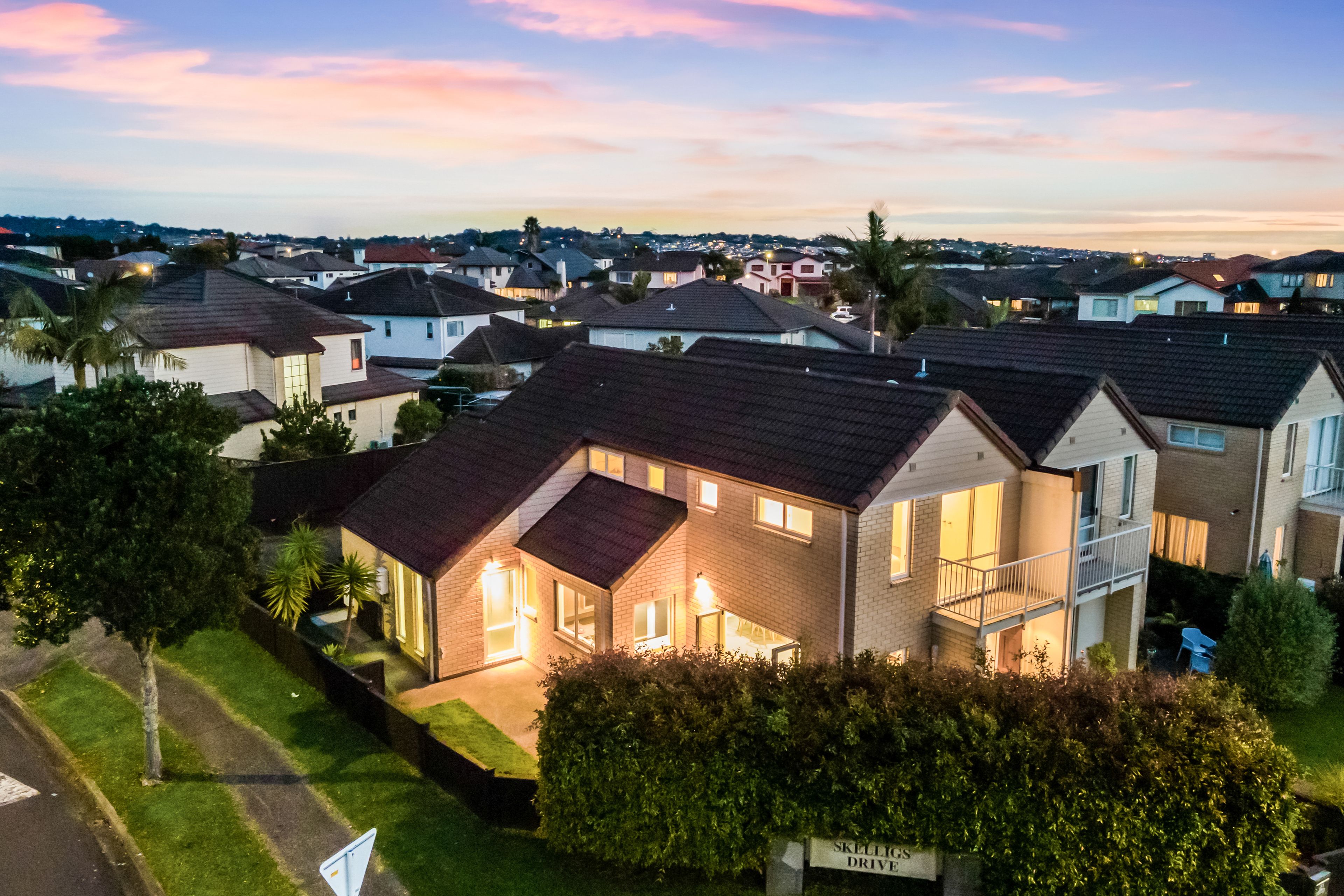 14 Topland Drive, Flat Bush, Manukau City 2023 Sold House Ray White