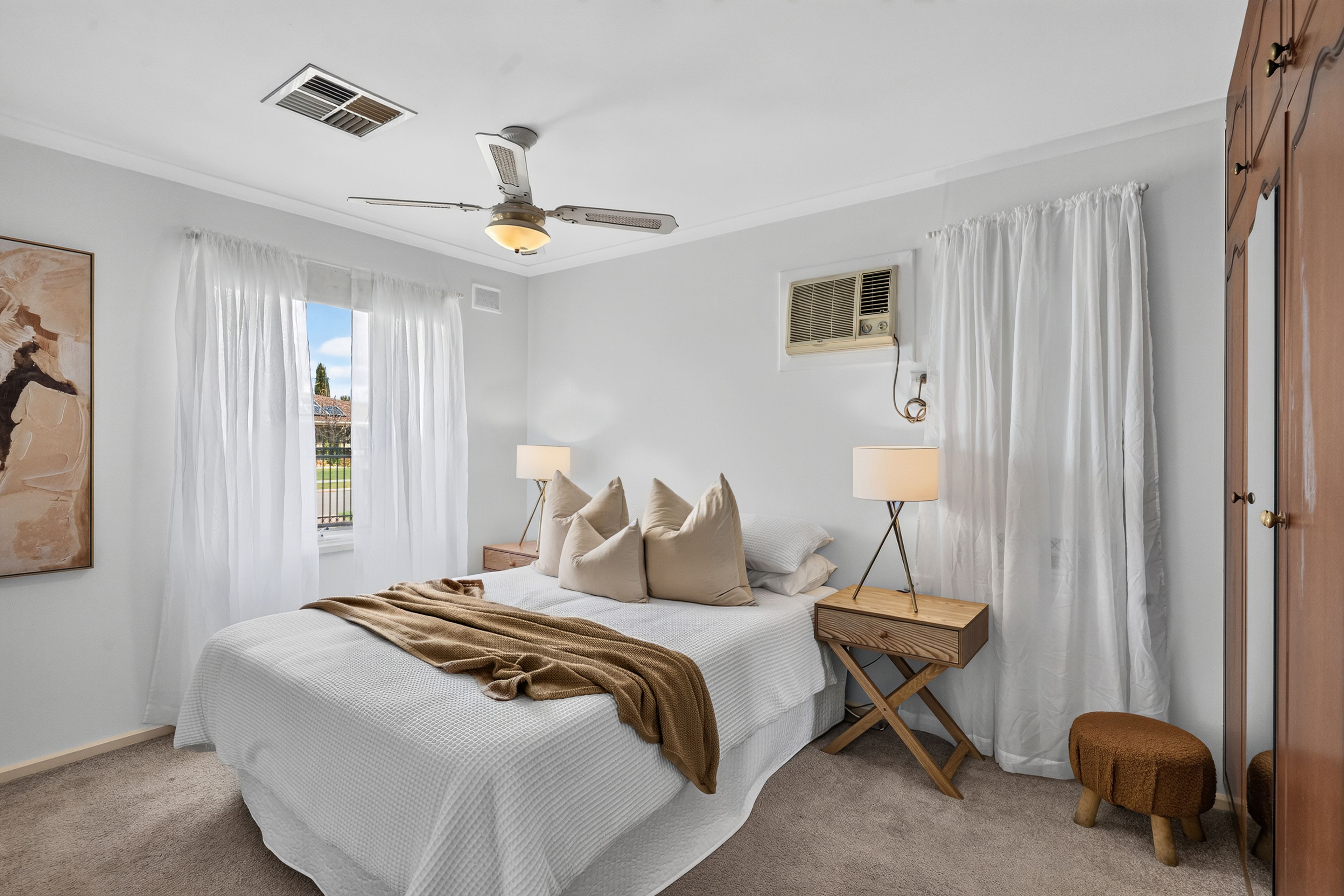 27 Torrens Crescent — photo 8 of 16