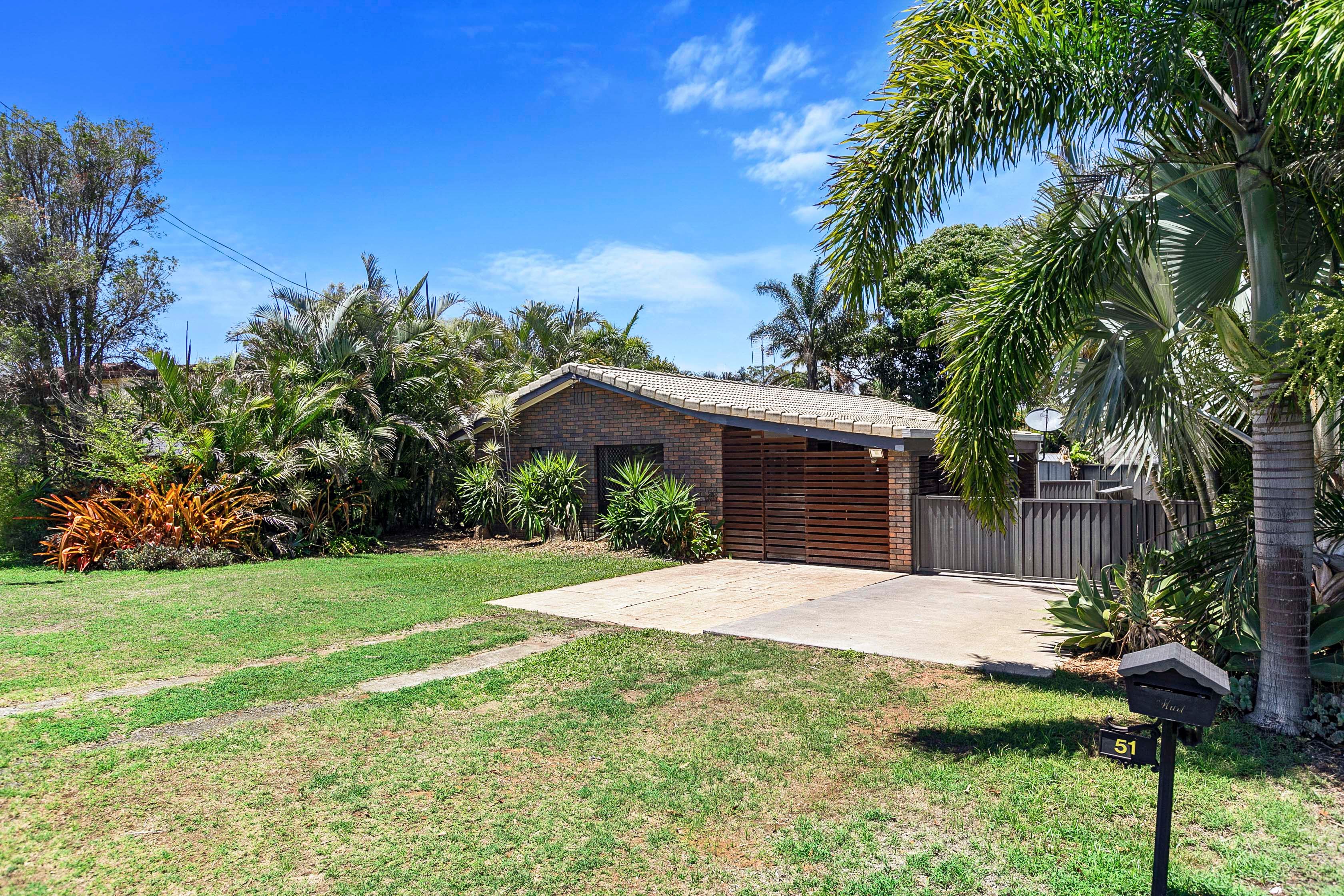 51 Corfield Street, Point Vernon, QLD 4655