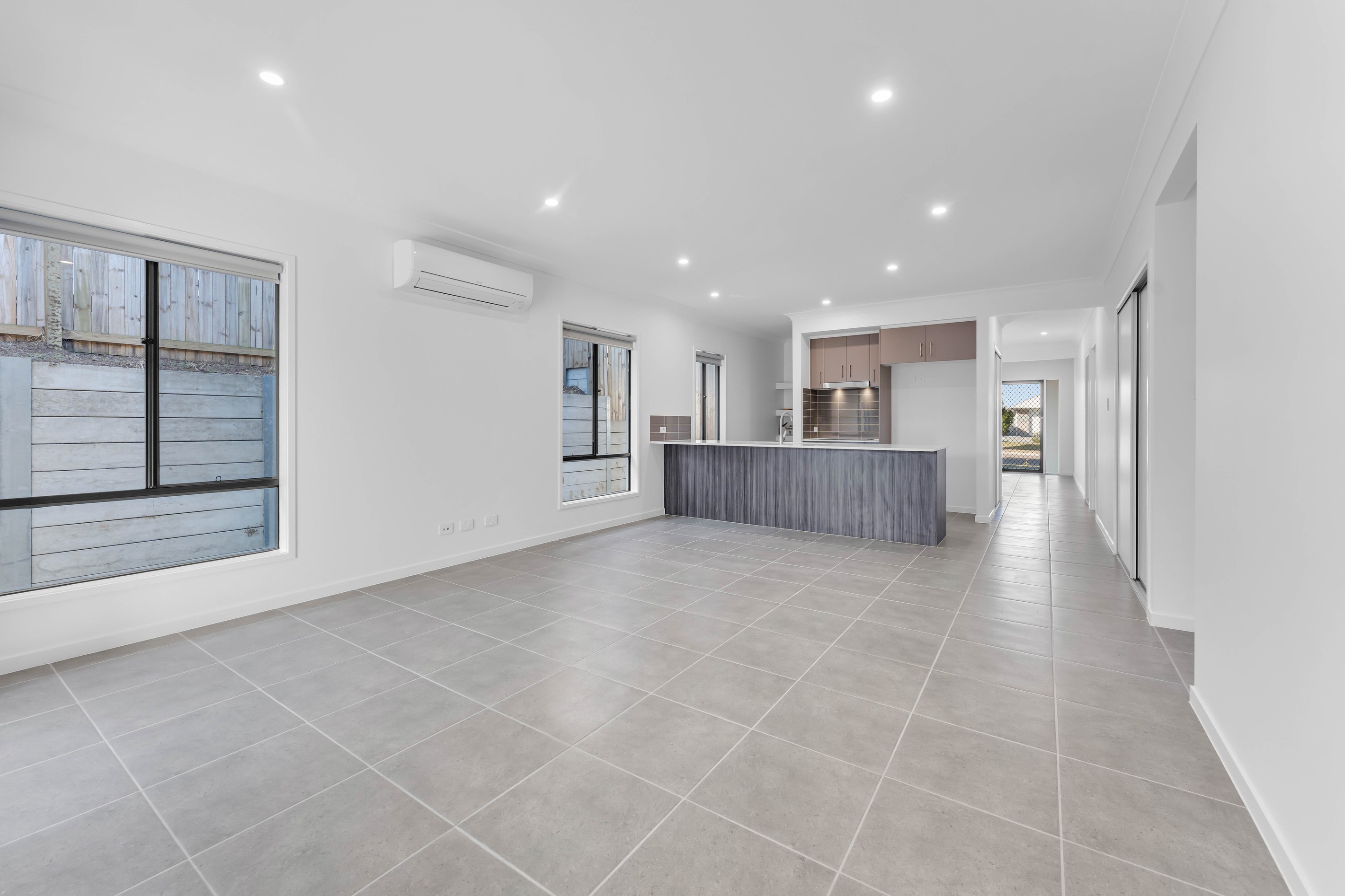 27 Outlook Boulevard, Gleneagle, QLD 4285