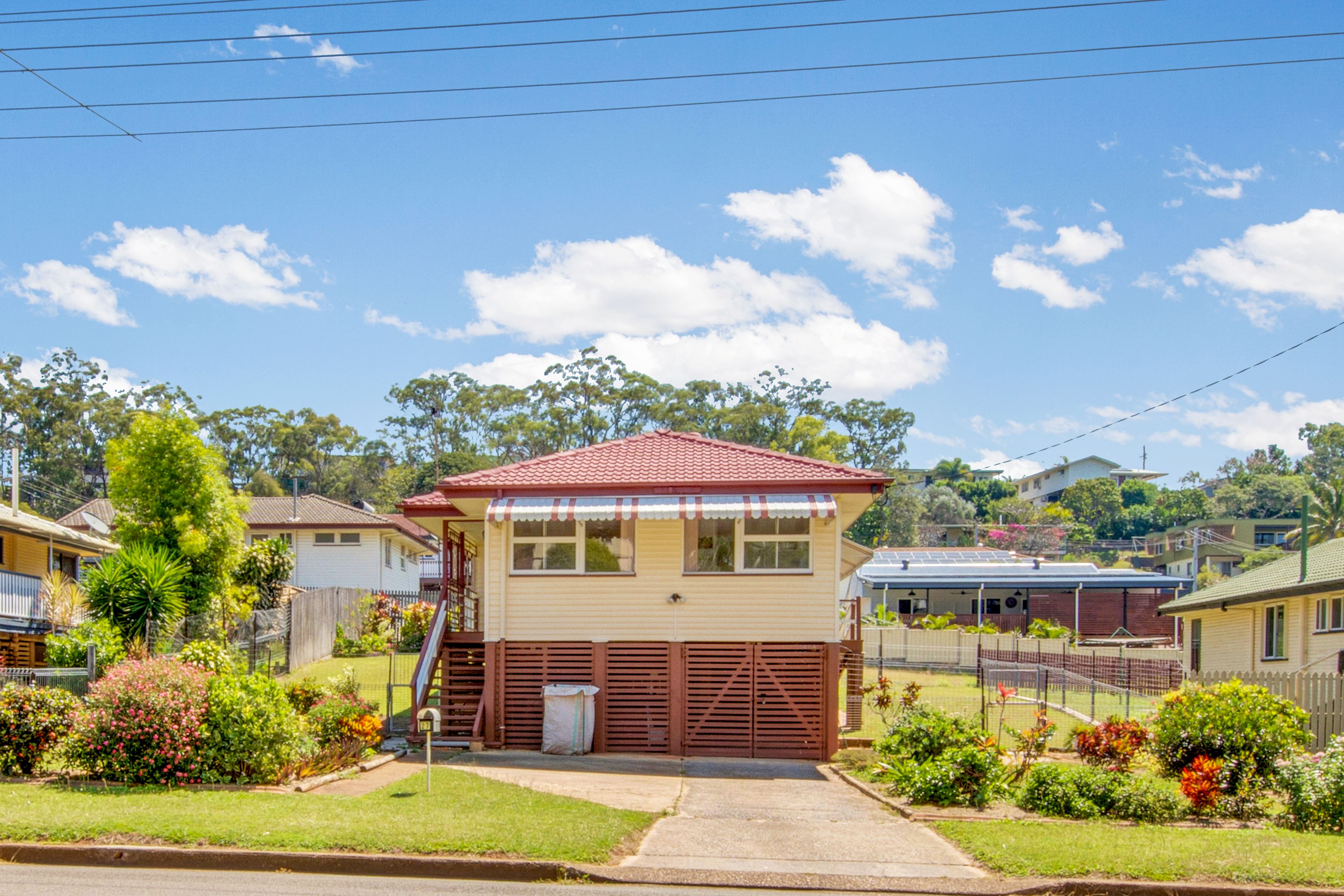 27 Charles Street, West Gladstone, QLD 4680