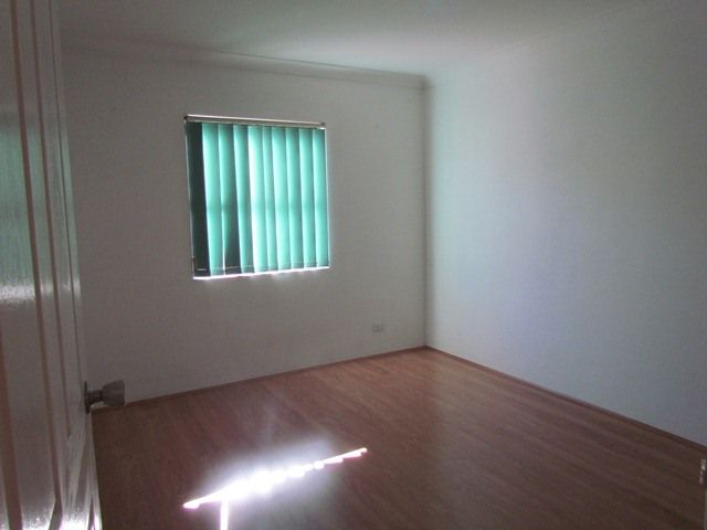 21/38 Cooyong Crescent — photo 4 of 6