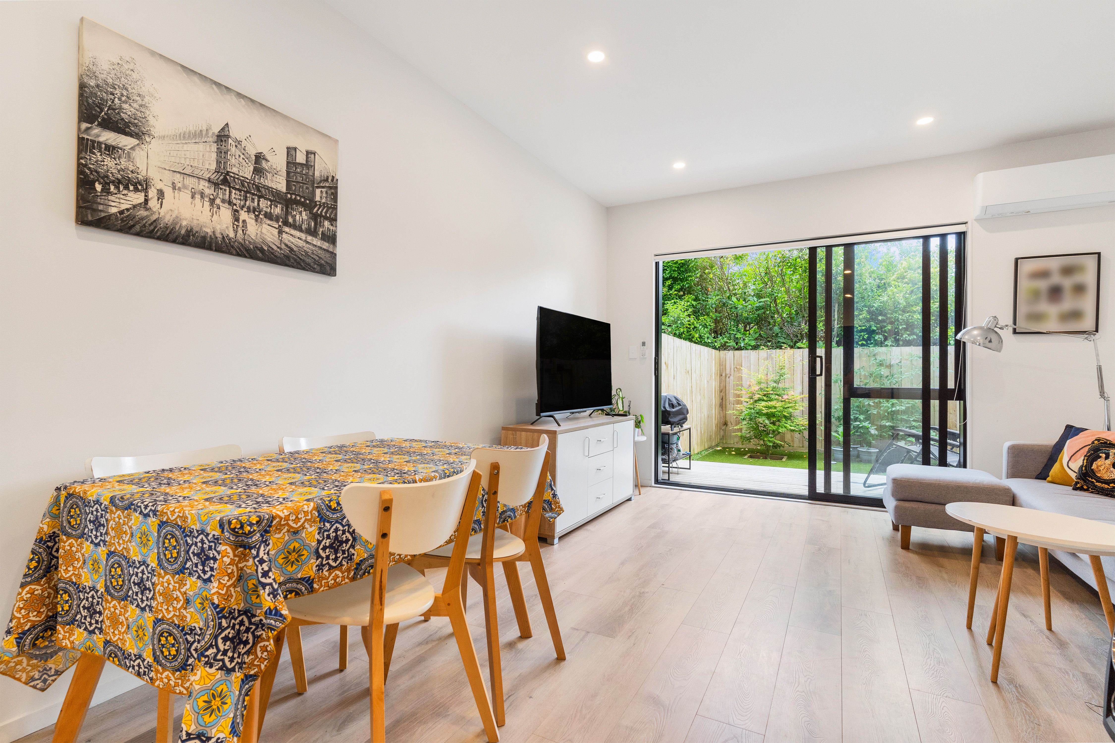 7/241 Don Buck Road, Massey, Waitakere City