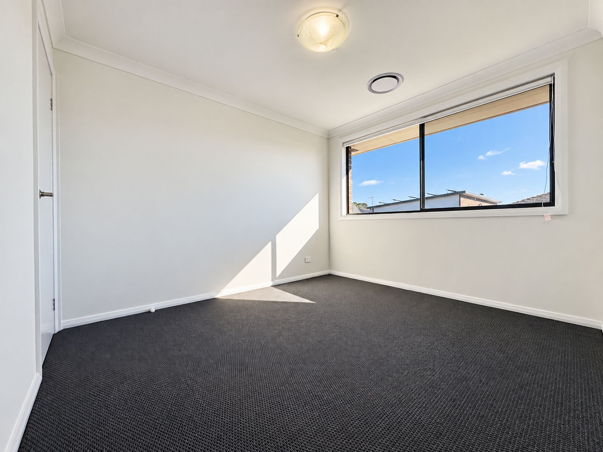 24 Eora Street — photo 9 of 13