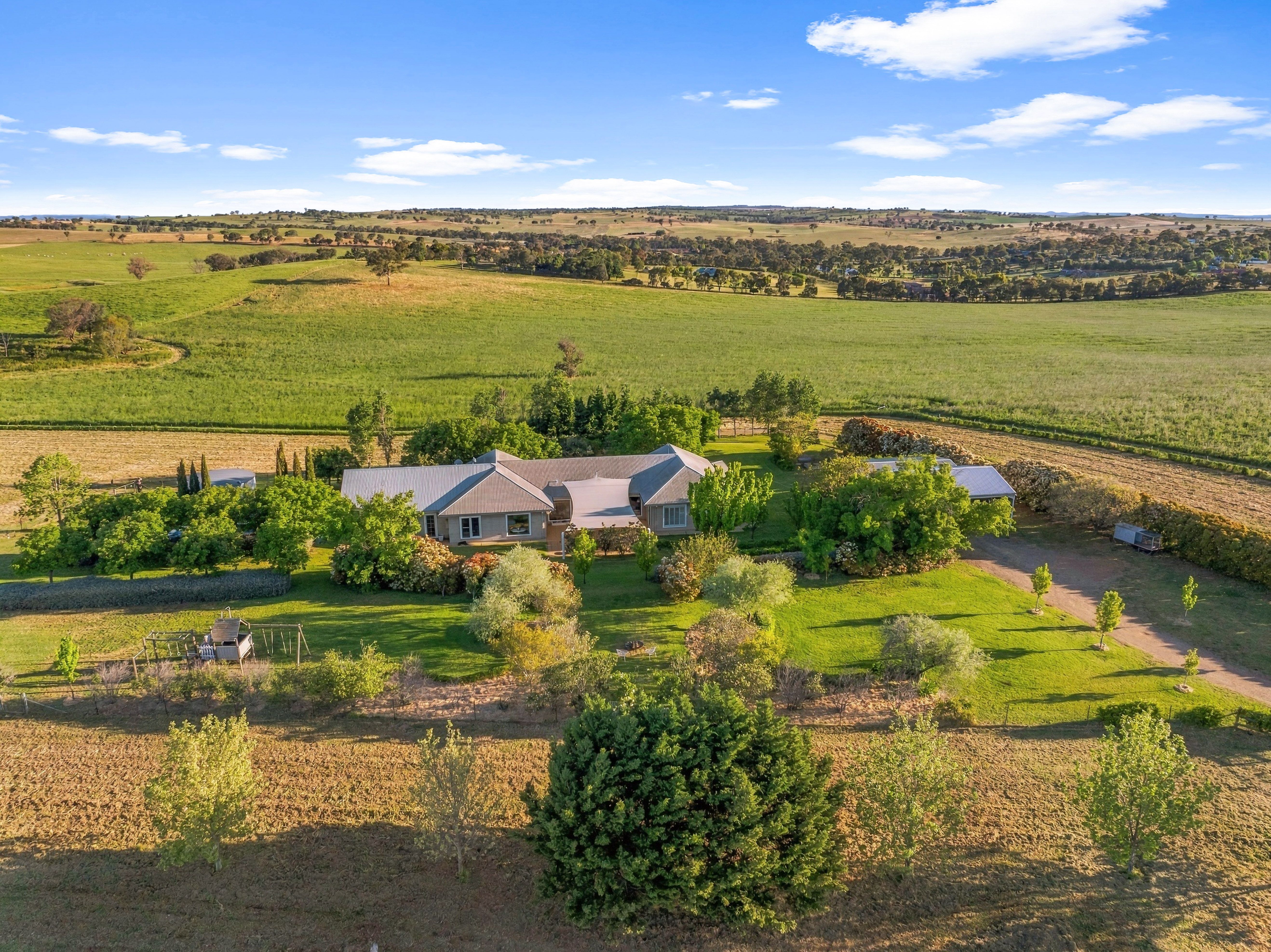 77 Kinvara Drive, Junee, NSW 2663