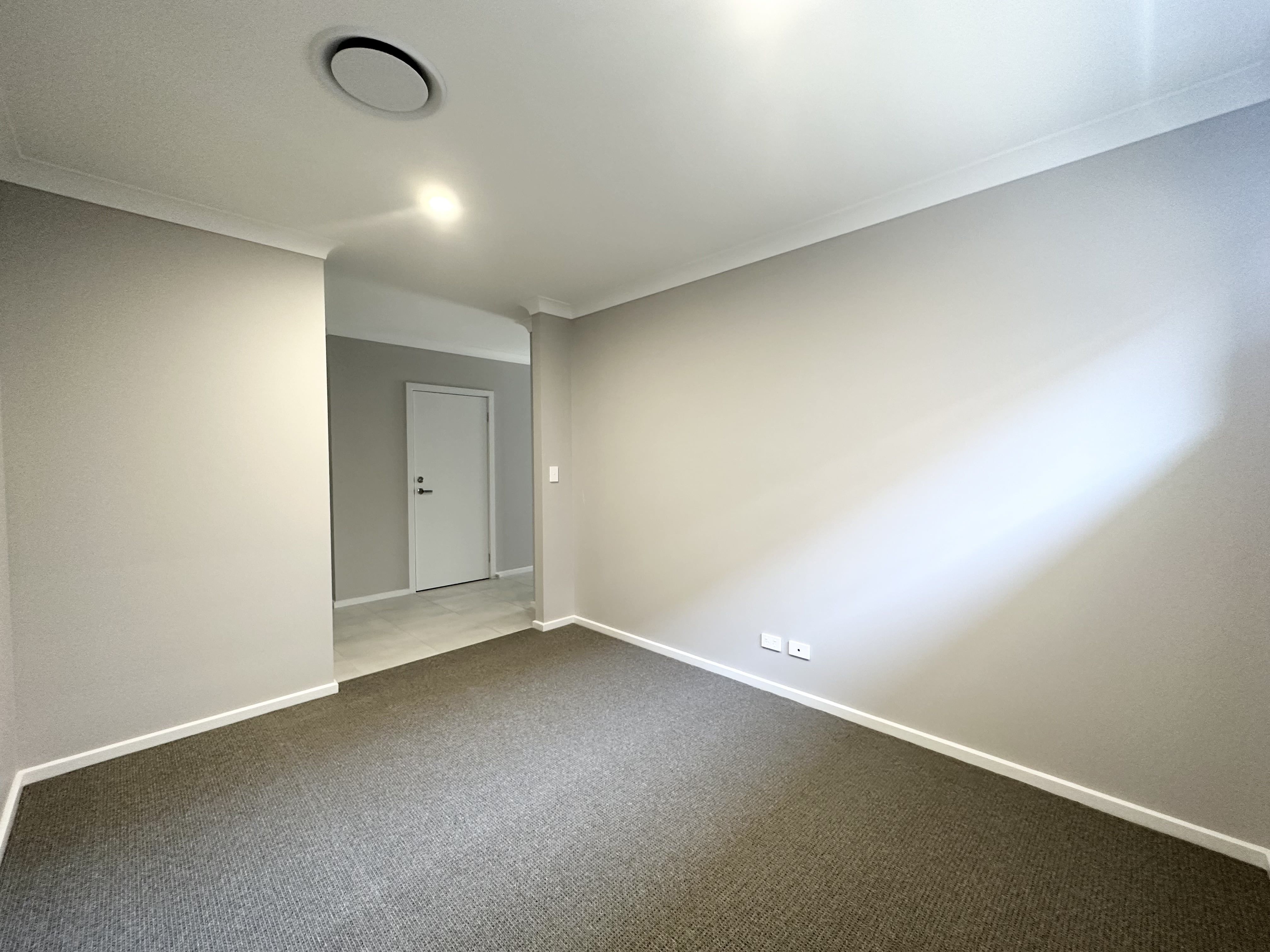 194 Springs Road, Spring Farm, NSW 2570