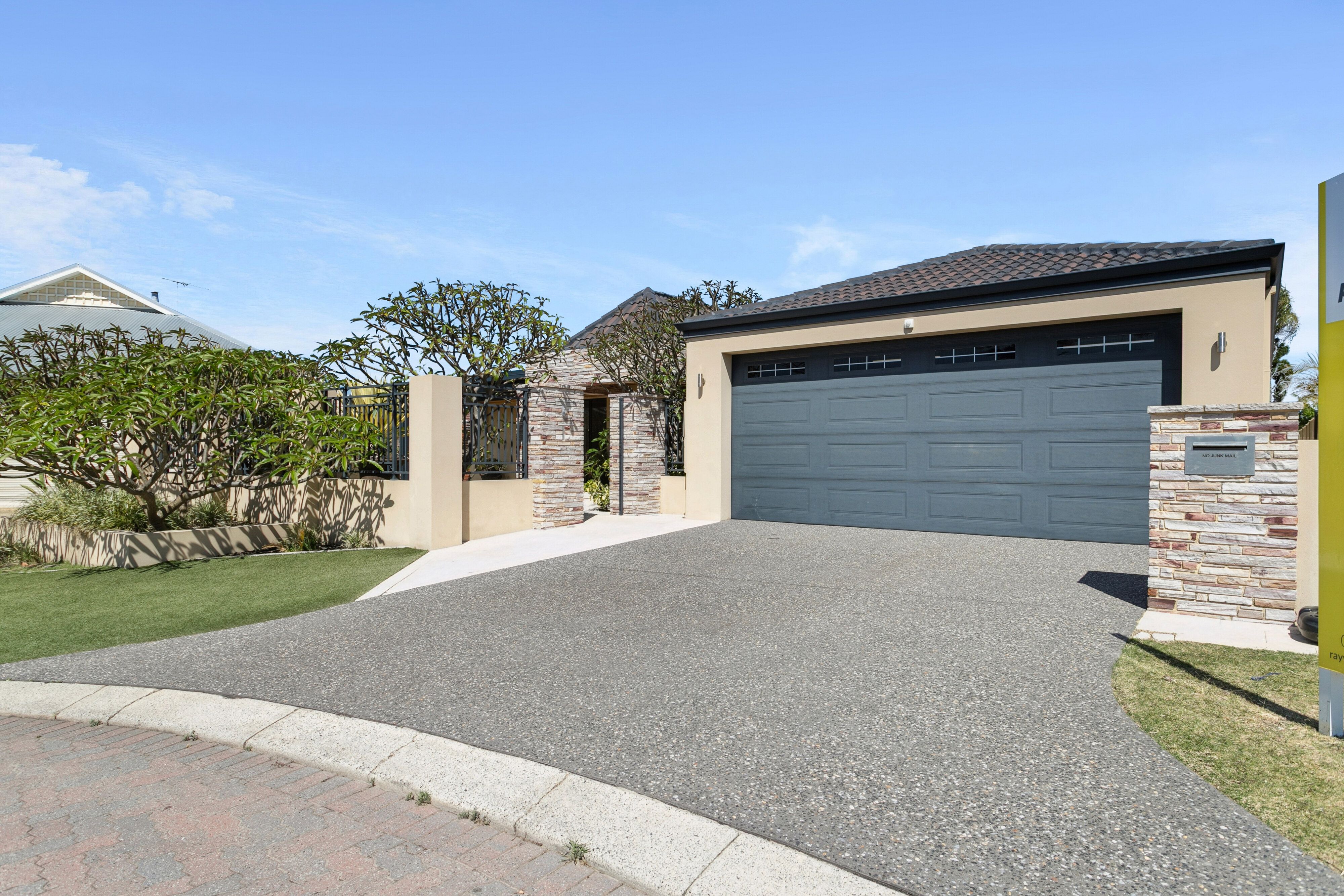 3 Shark Court, Sorrento WA 6020