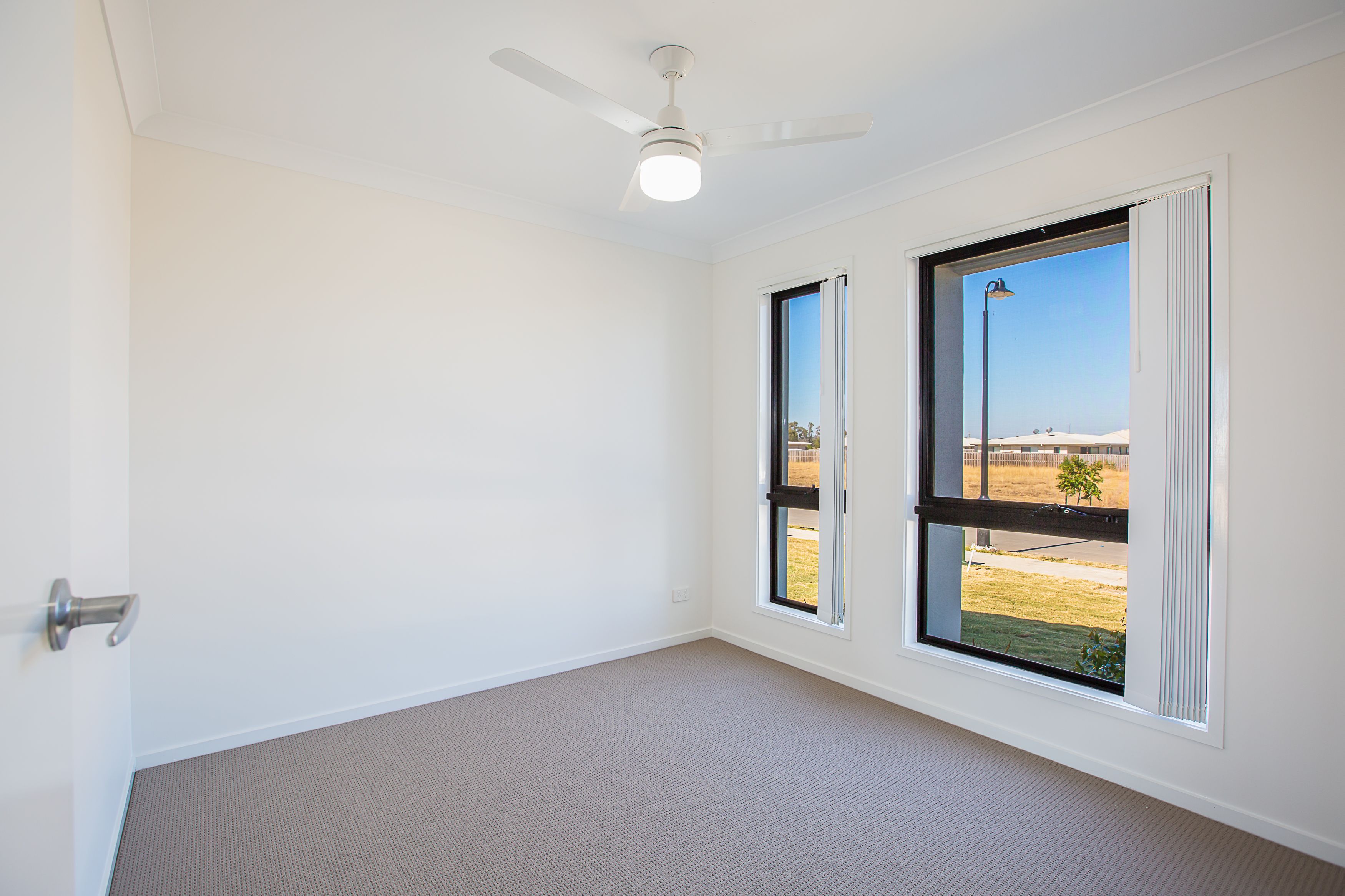 1/32 Azure Street, Rosewood, QLD 4340