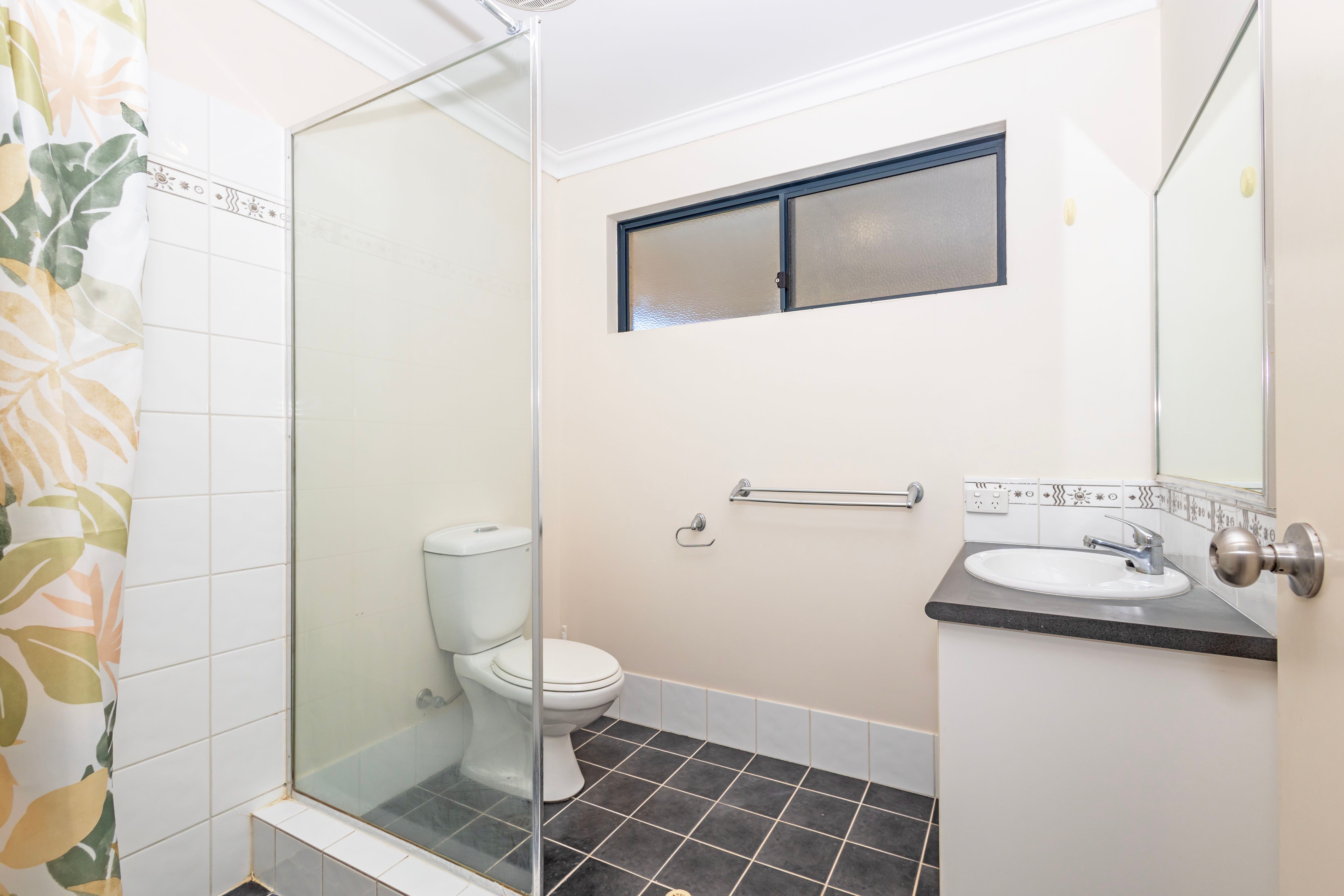 29 Dryandra Boulevard — photo 8 of 24