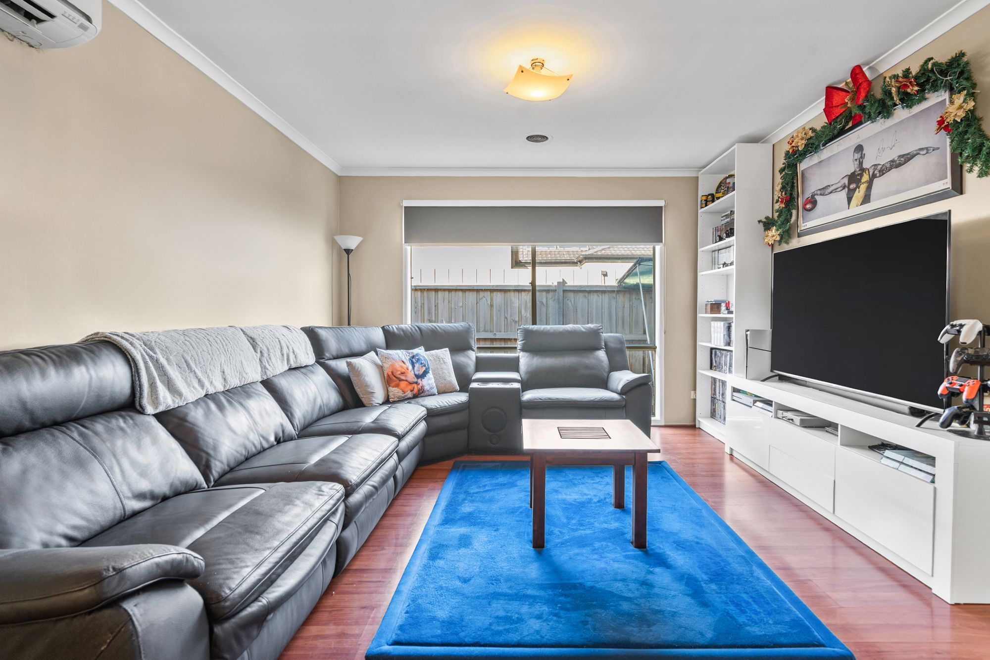 12 Lisburn Way — photo 3 of 15