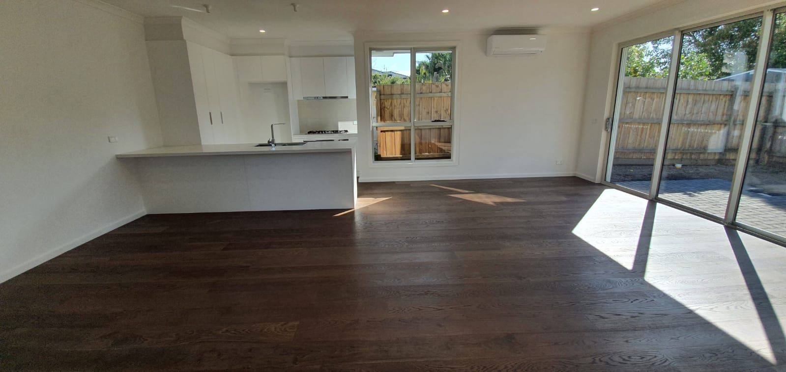 2/320 Warrigal Road, Oakleigh South, VIC 3167