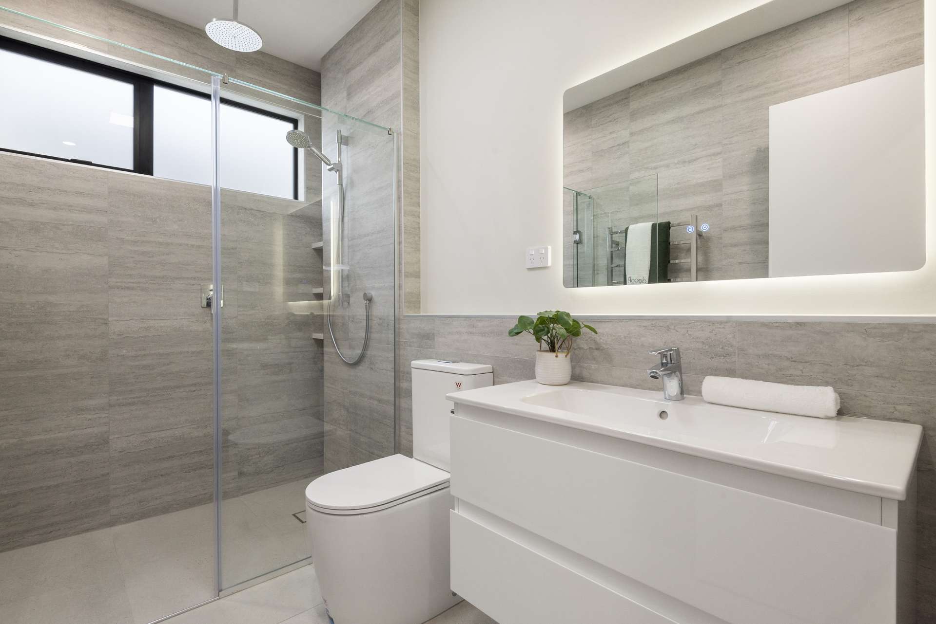 31 Burberry Heights photo 22