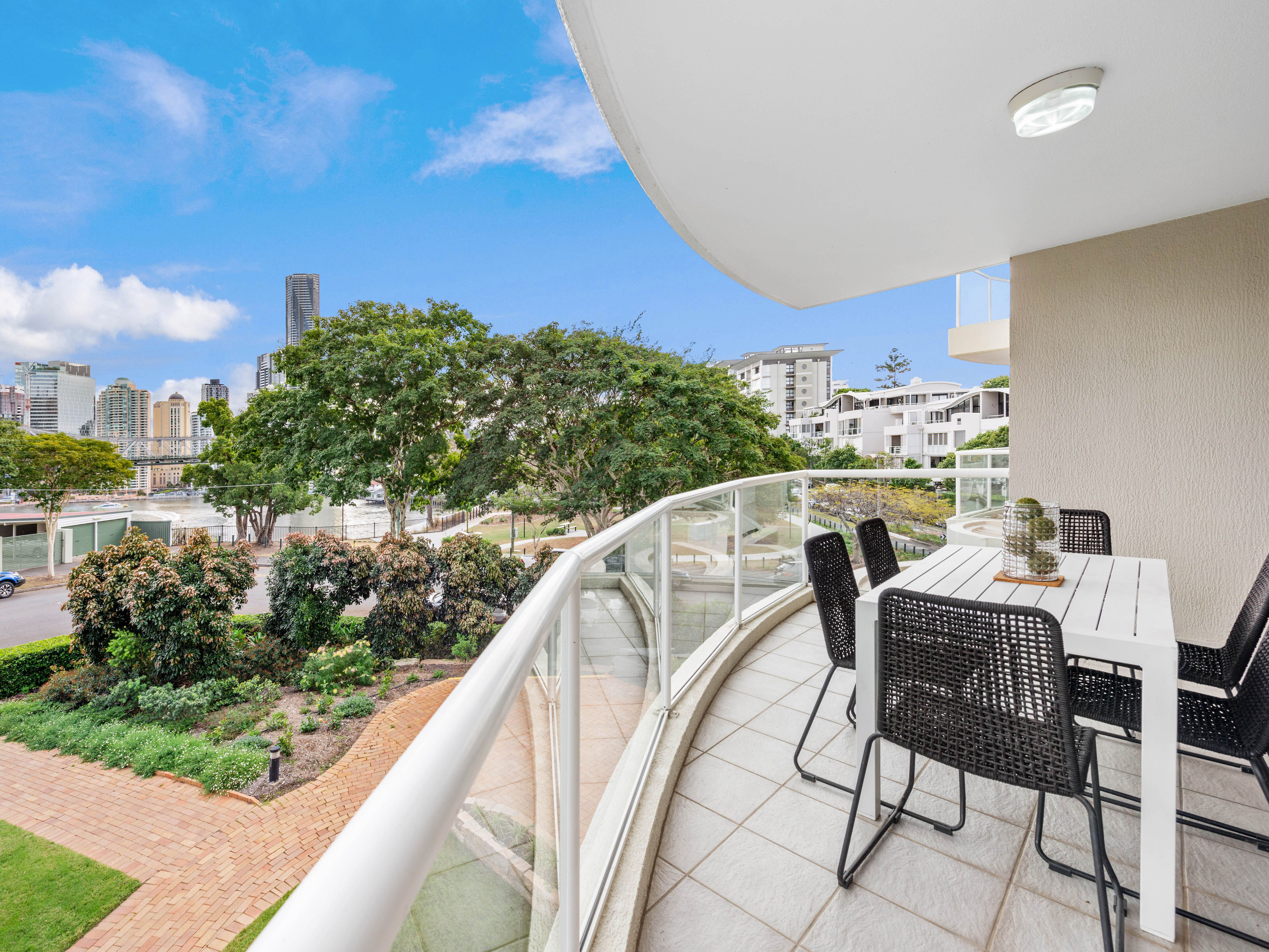 16 Moray Street, New Farm QLD 4005