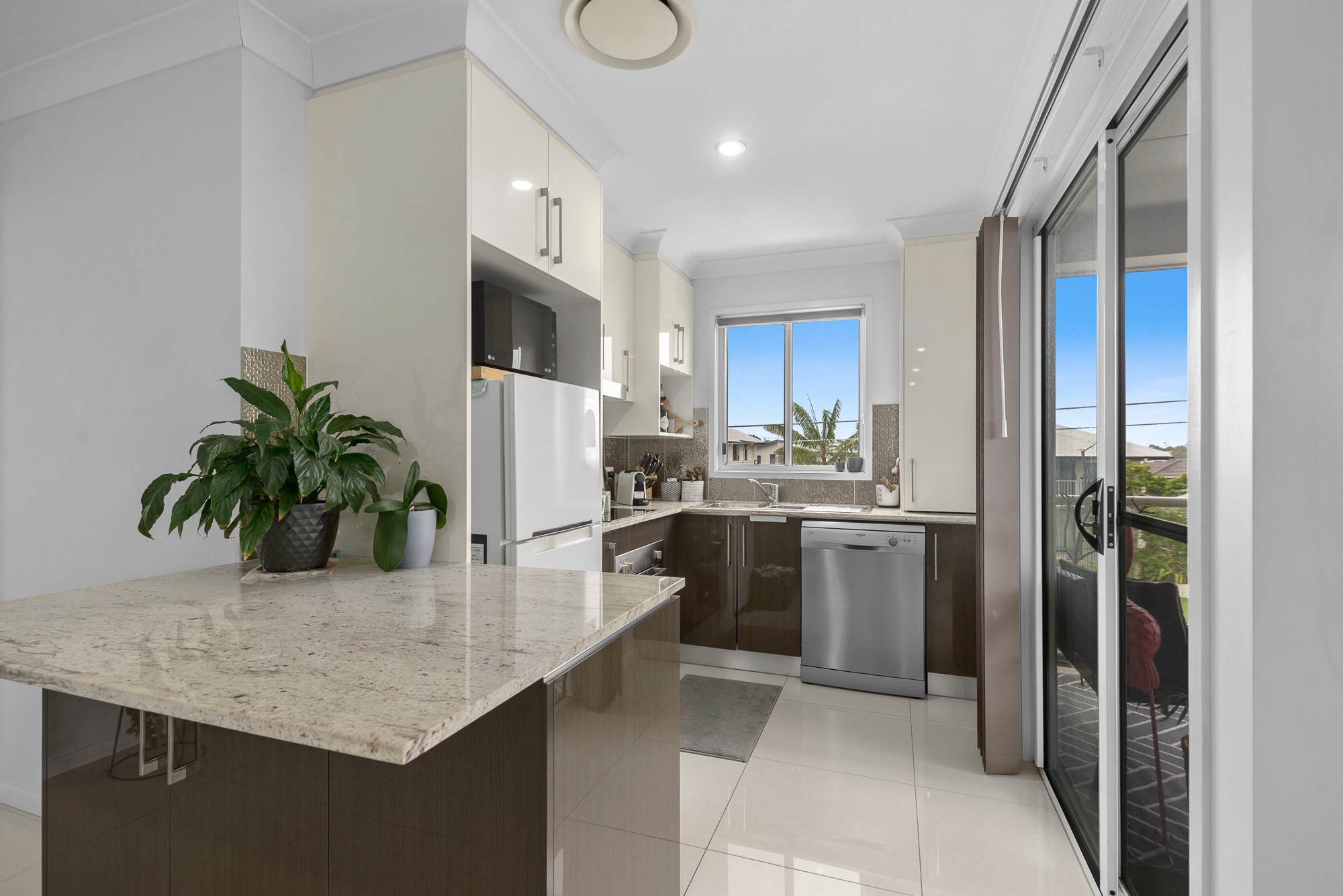 1/104 Dickenson Street, Carina, QLD 4152