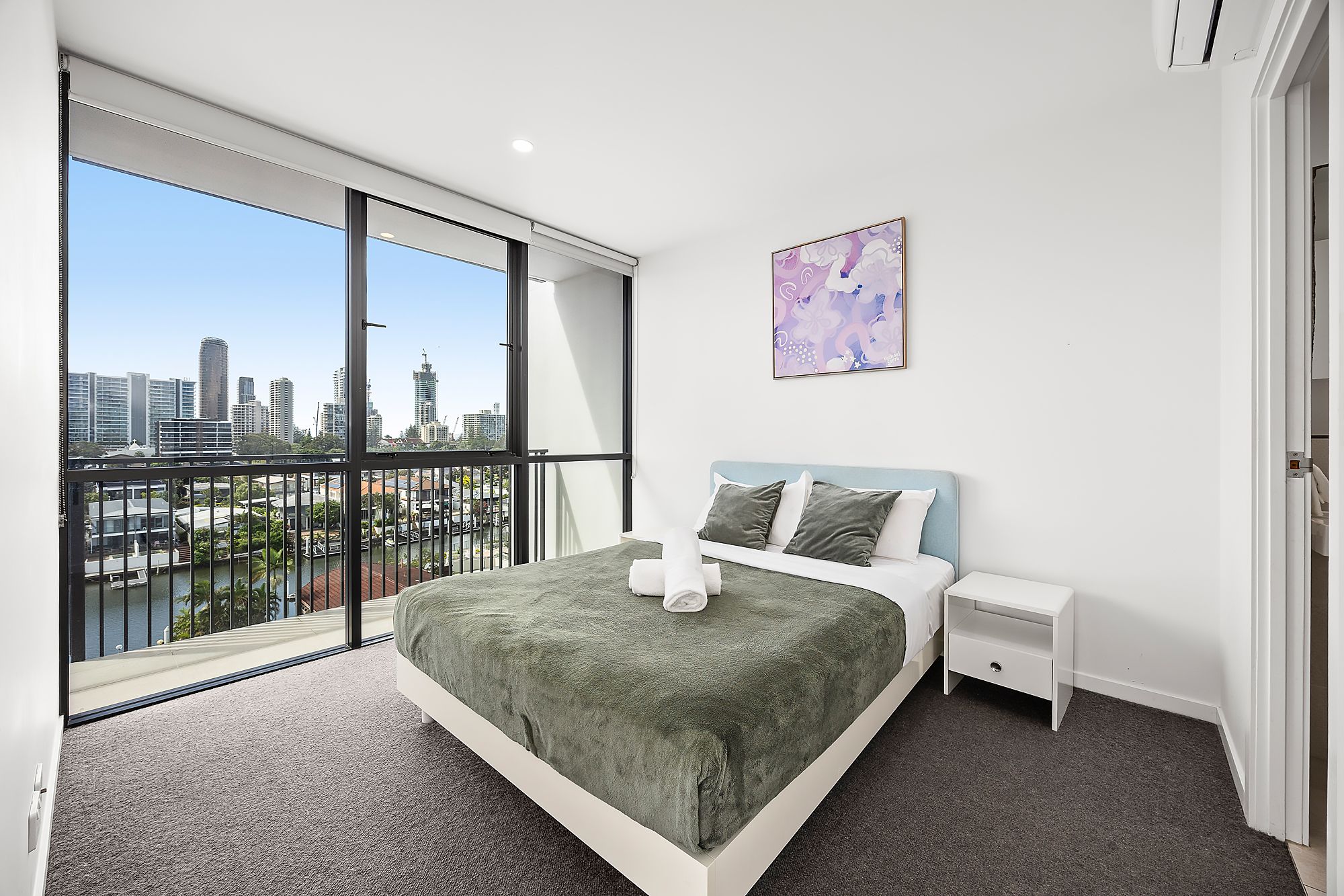 602/5-7 Peninsular Drive — photo 14 of 22