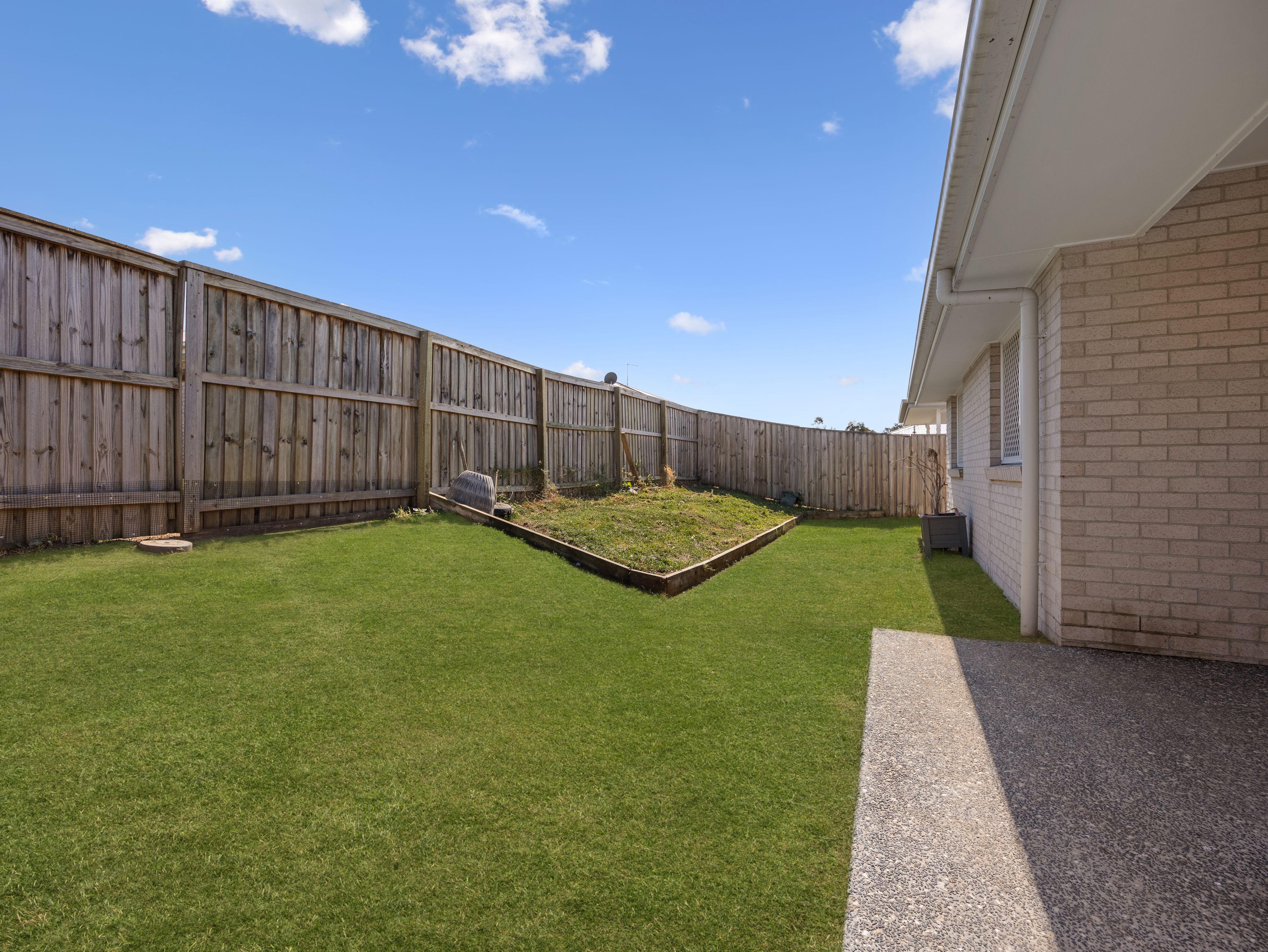 43 Mary Crescent — photo 15 of 19
