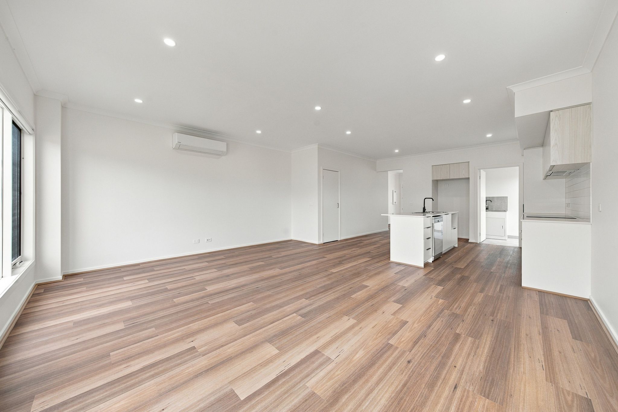 24 Twynam Road — photo 9 of 26