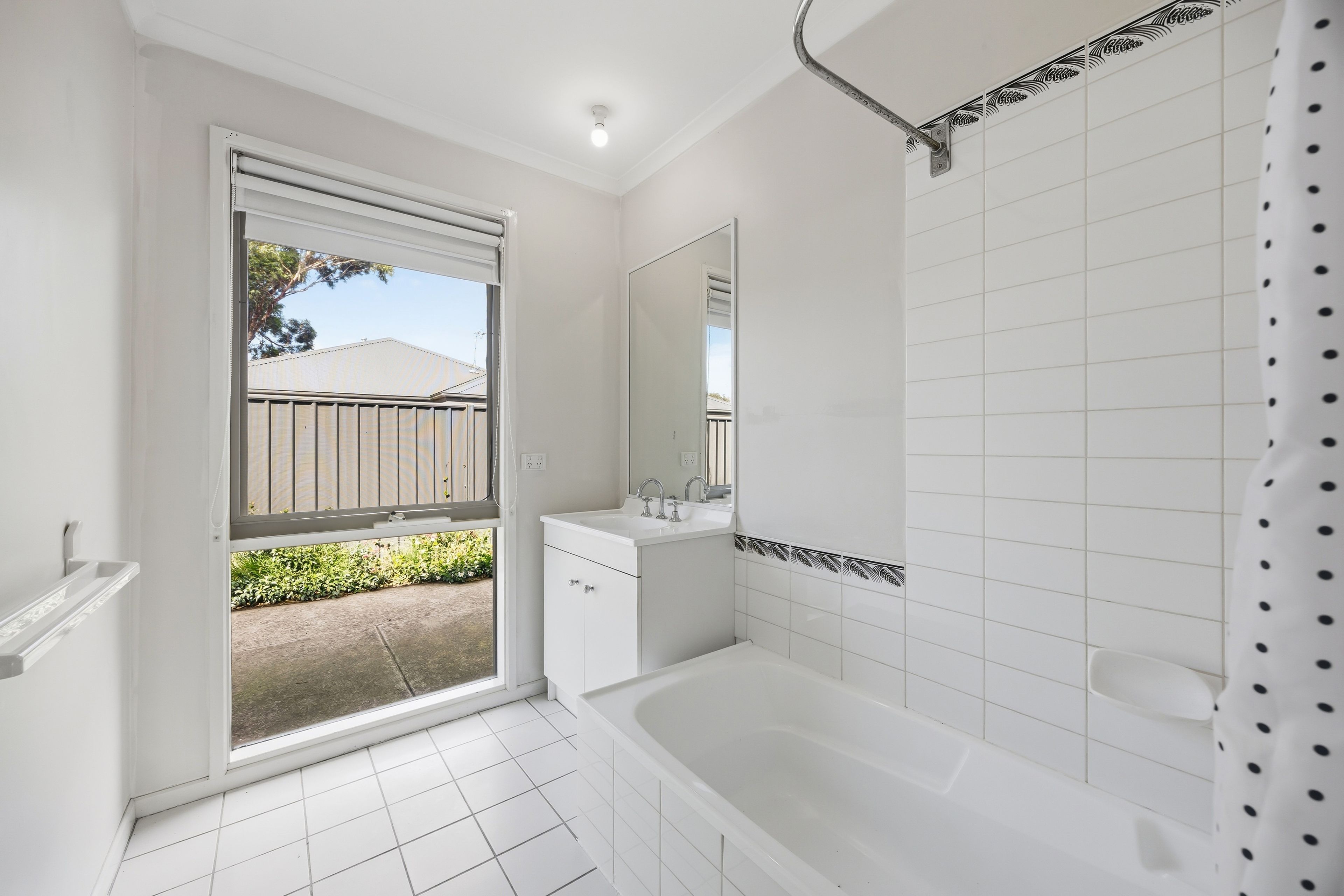 311 Palmerston Street — photo 13 of 18