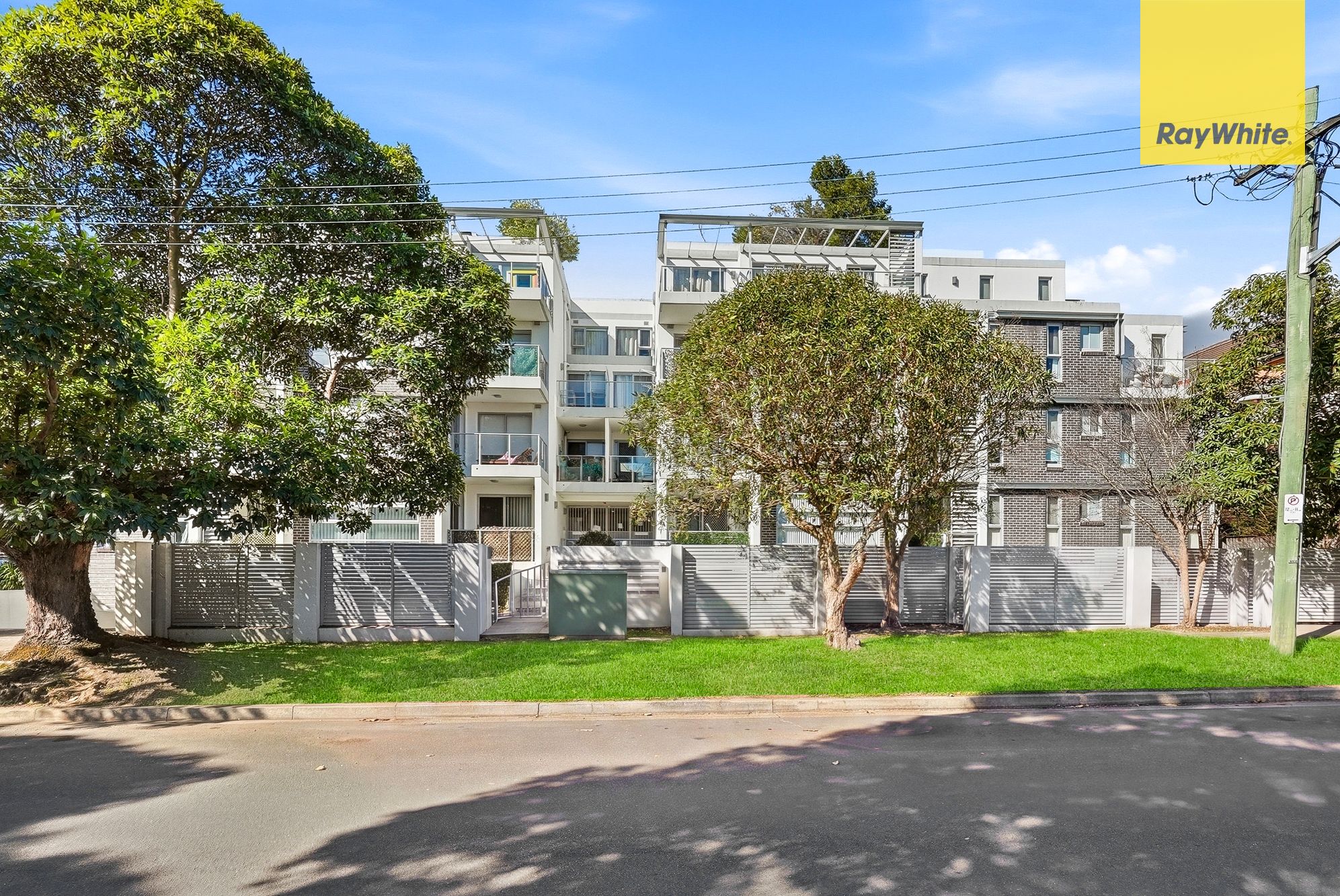 202/6-12 Courallie Avenue — photo 14 of 20
