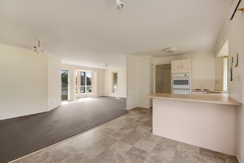 25 Lipscombe Road, Deception Bay, QLD 4508
