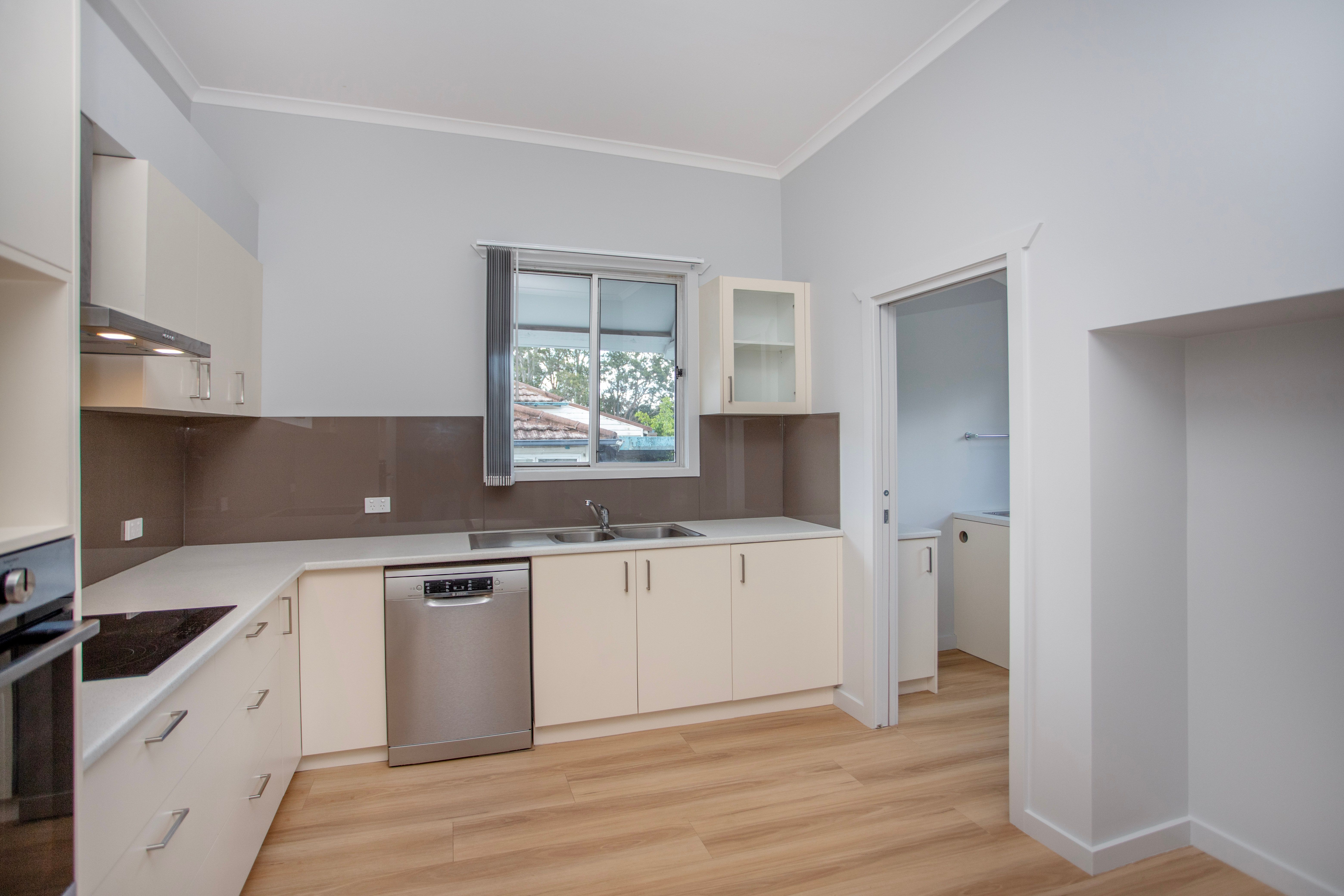 19 Stevenson Street — photo 4 of 26