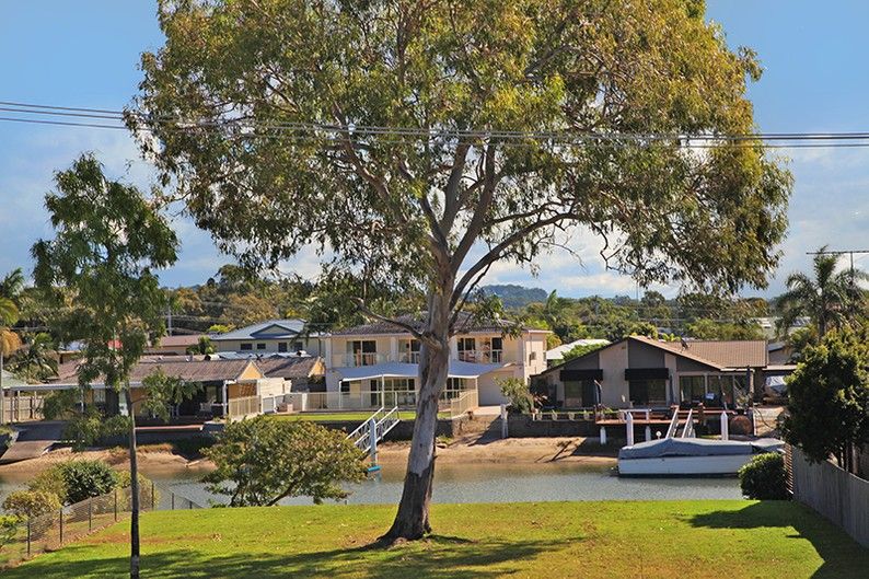 2/11-13 Akeringa Place, Mooloolaba, QLD 4557