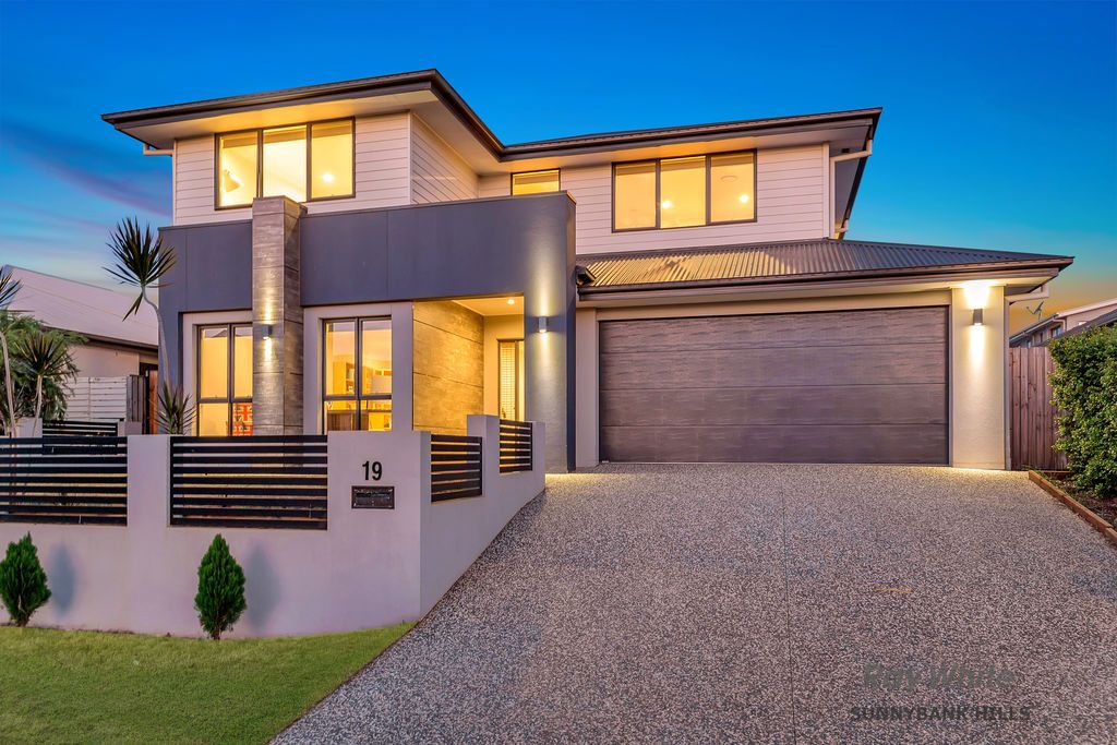 19 Plateau Place, Rochedale QLD 4123