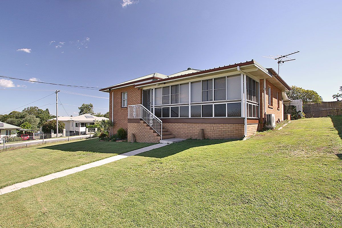 31 Dorothy Street, Silkstone QLD 4304