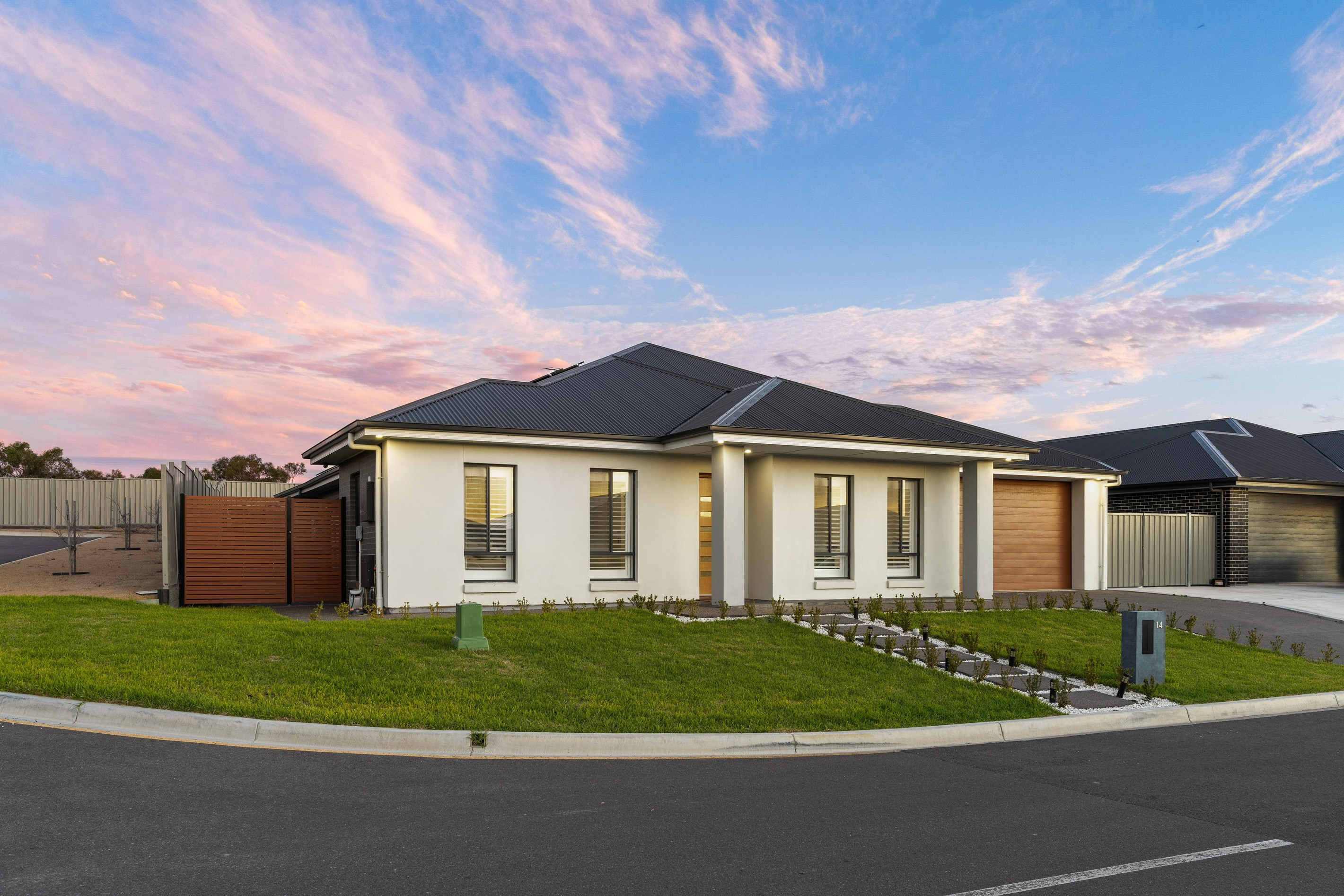 14 Doringo Road, Seaford Heights, SA 5169