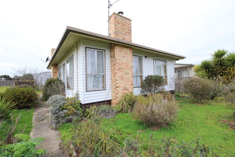 32 Lake Road, Natimuk VIC 3409