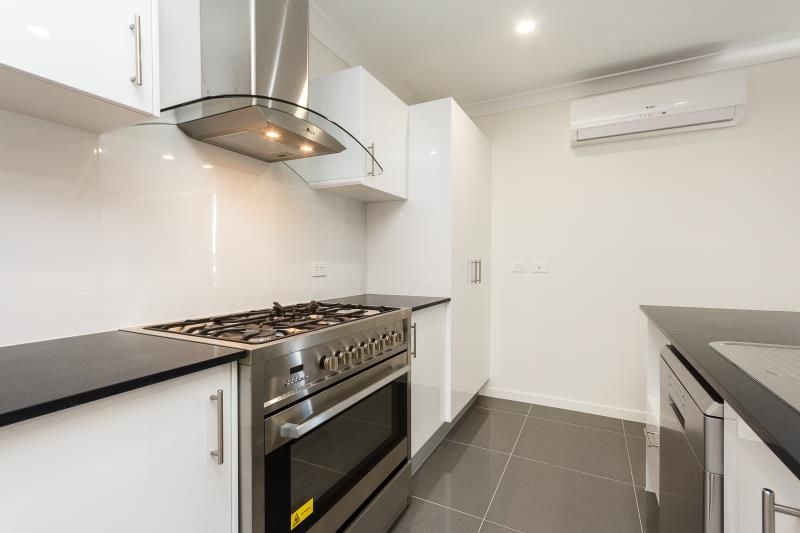 33 Stormbird Street, Redbank Plains, QLD 4301