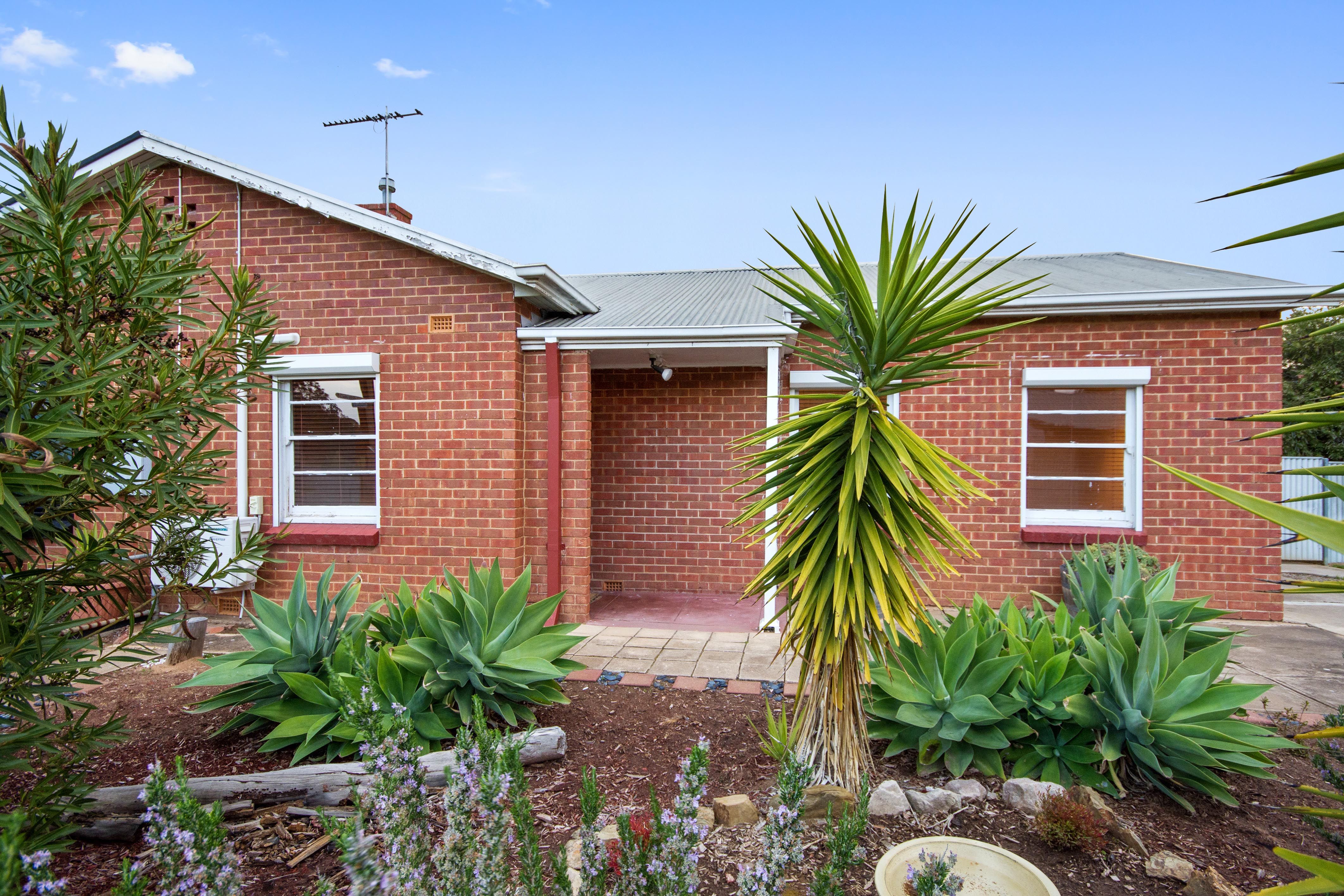 83 Pedlar Street, Seaton SA 5023