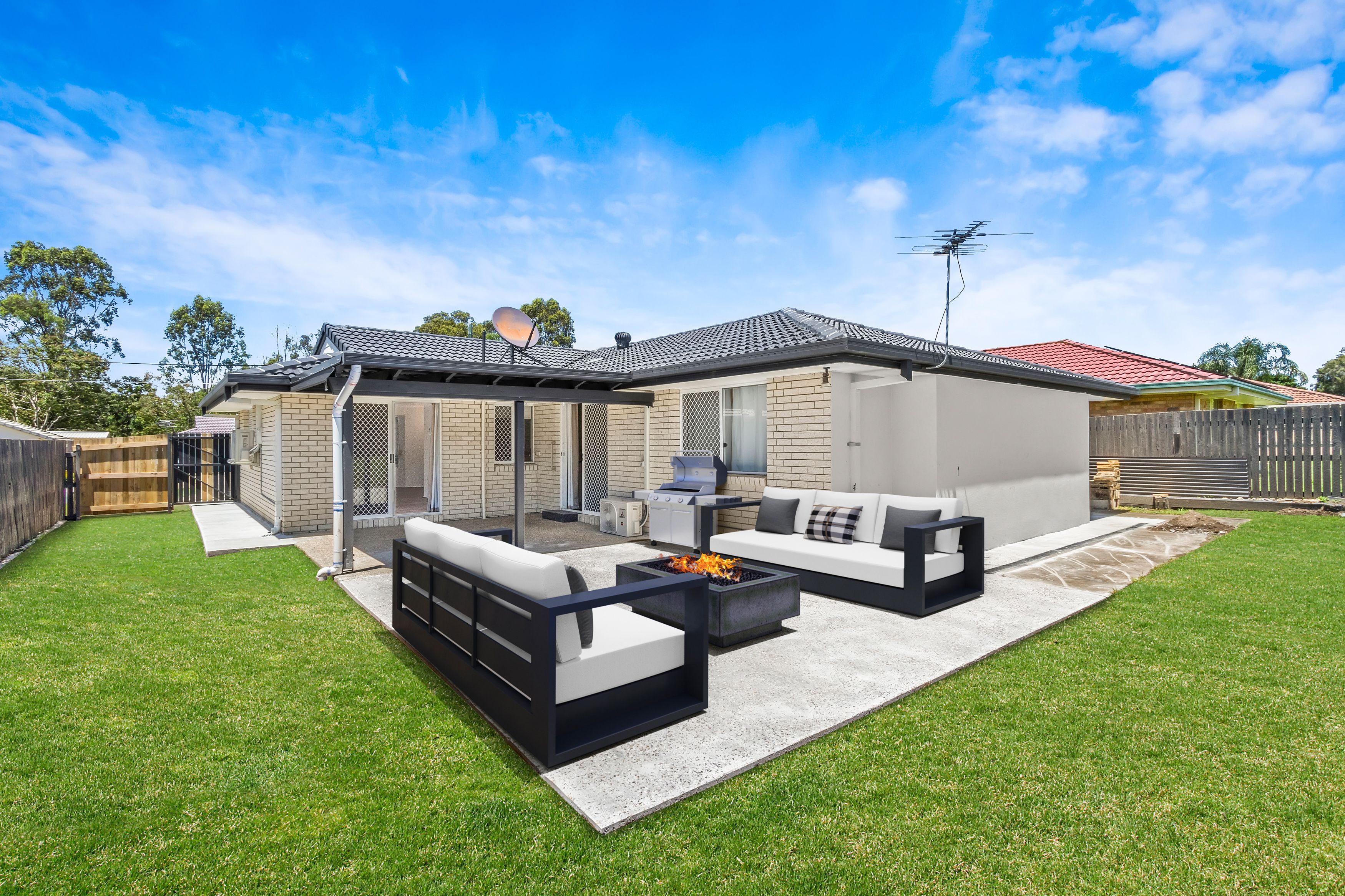 20 Bangalow Crescent, Raceview, QLD 4305